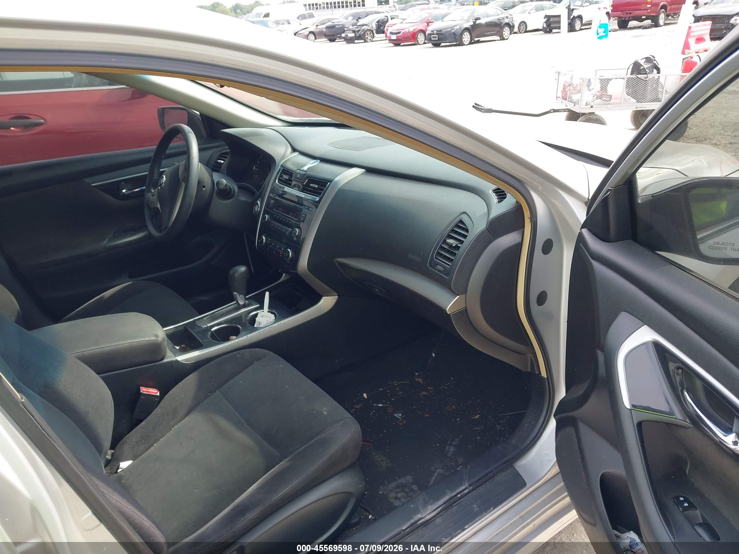 2013 Nissan Altima 2.5 Silver vin: 1N4AL3AP8DC130515