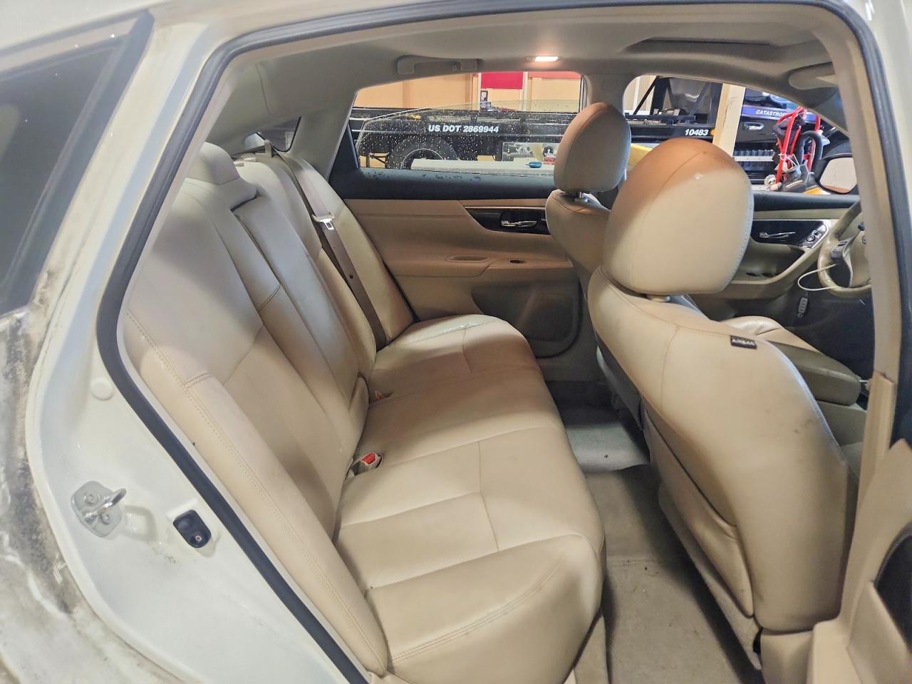 2013 Nissan Altima 2.5 Белый vin: 1N4AL3AP8DC131583