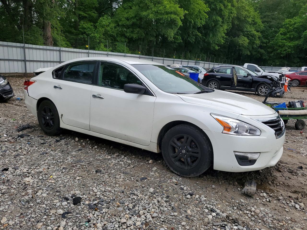 2013 Nissan Altima 2.5 White vin: 1N4AL3AP8DC135326
