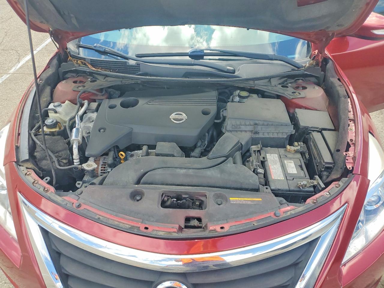 2013 Nissan Altima 2.5 Red vin: 1N4AL3AP8DC137304