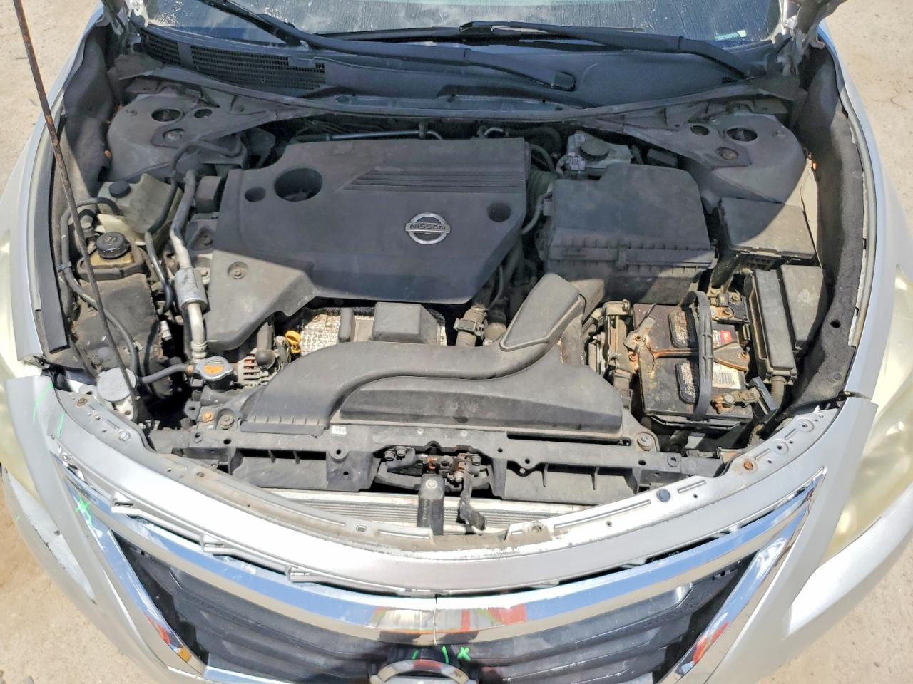2013 Nissan Altima Silver vin: 1N4AL3AP8DC144690