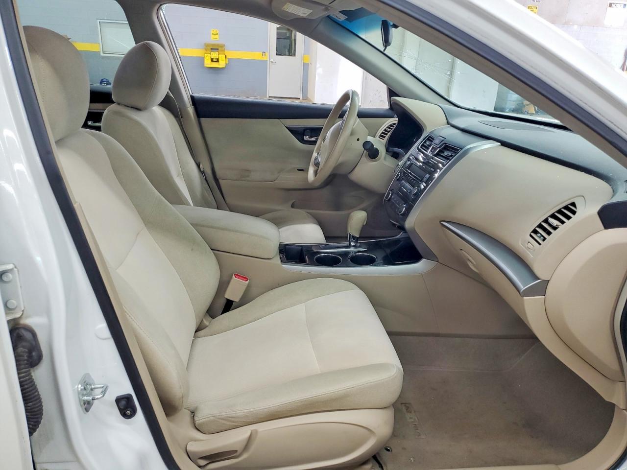 2013 Nissan Altima 2.5 White vin: 1N4AL3AP8DC155981