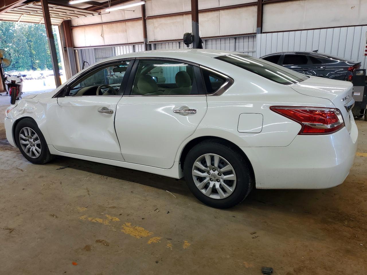 2013 Nissan Altima 2.5 White vin: 1N4AL3AP8DC155981