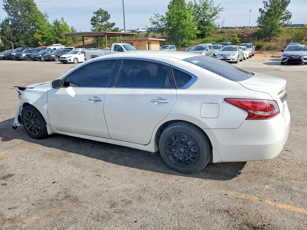 2013 Nissan Altima 2.5 White vin: 1N4AL3AP8DC168486