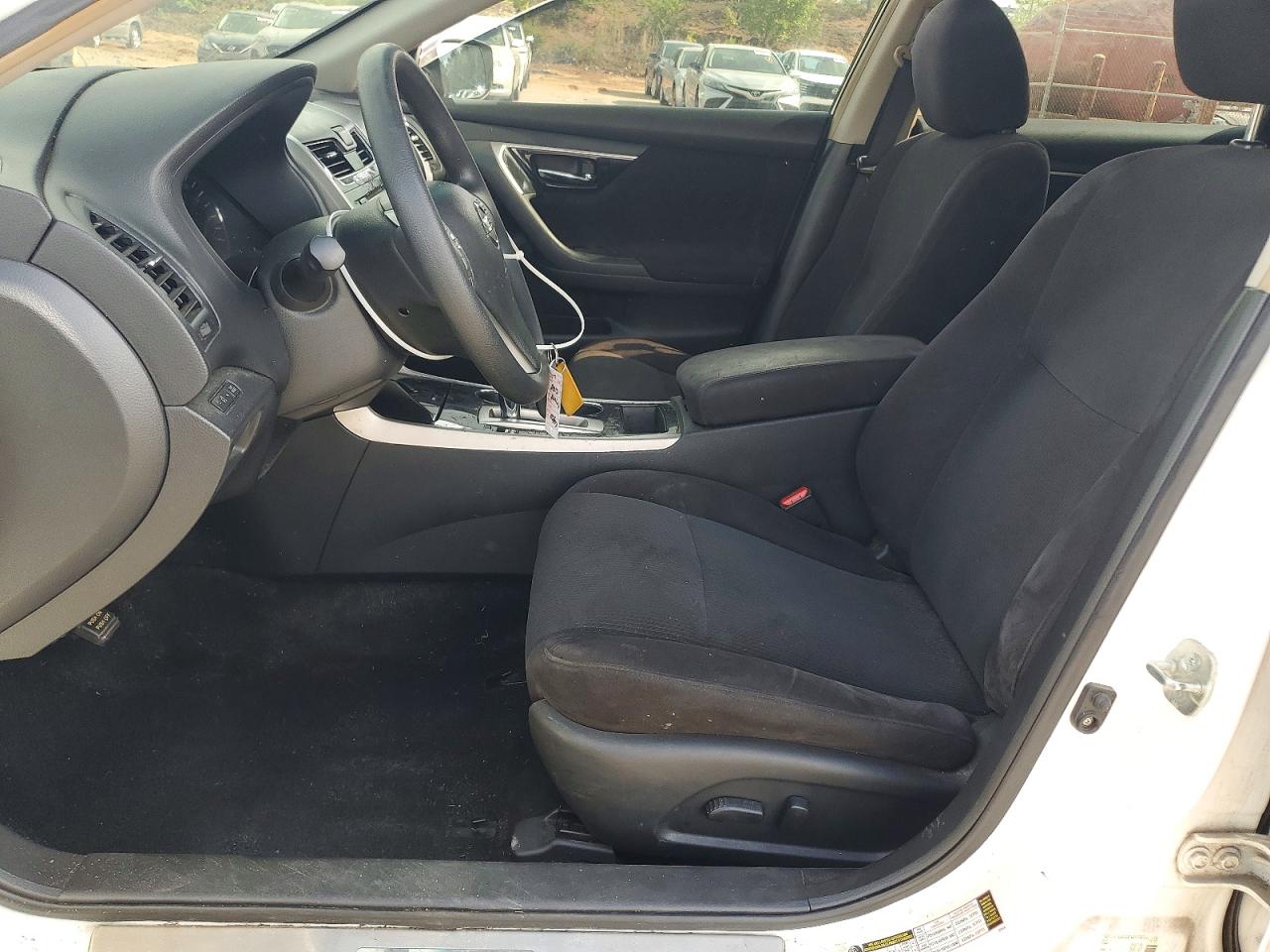 2013 Nissan Altima 2.5 White vin: 1N4AL3AP8DC168486