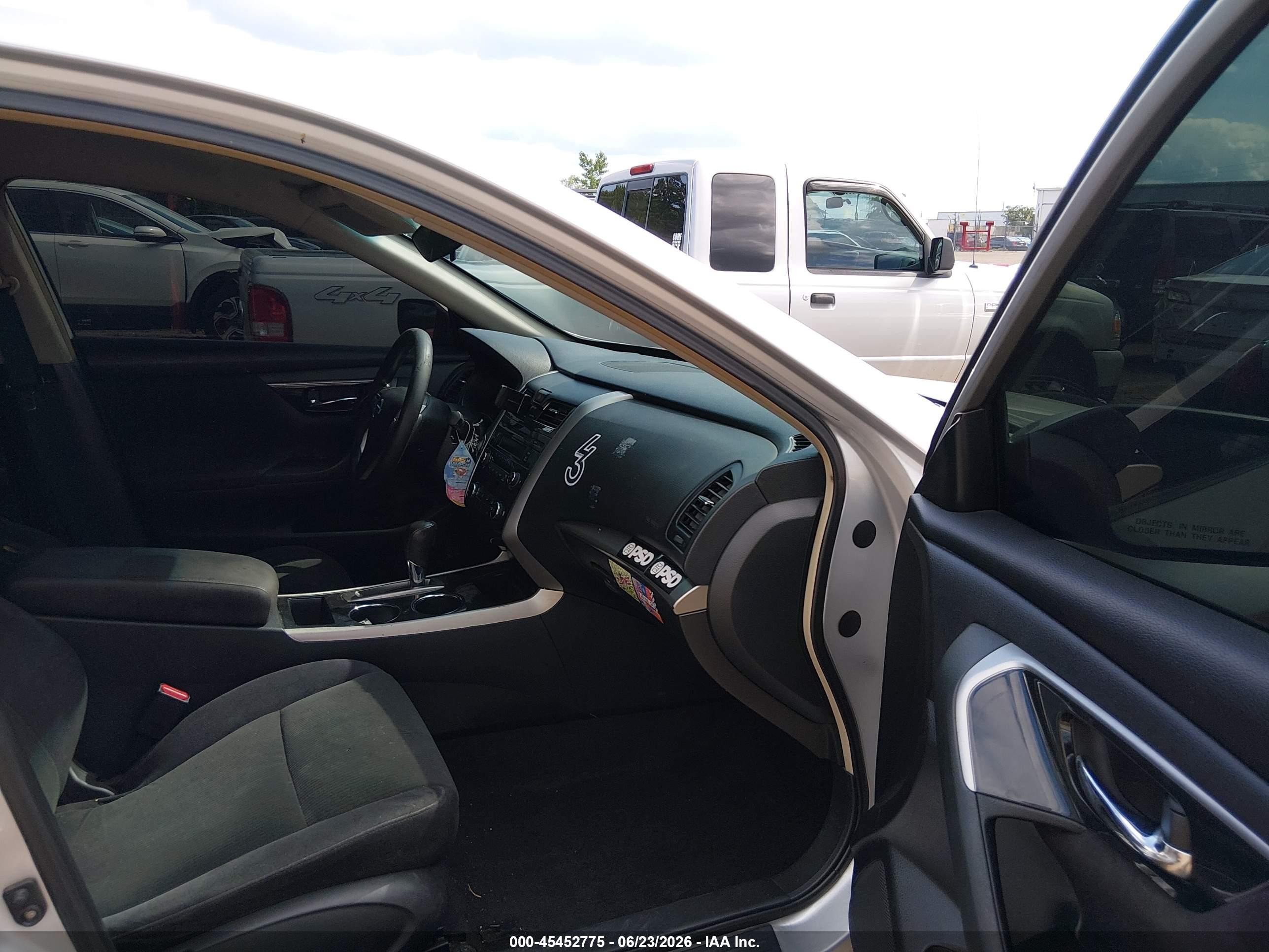 2013 Nissan Altima 2.5 S Серебряный vin: 1N4AL3AP8DC177401