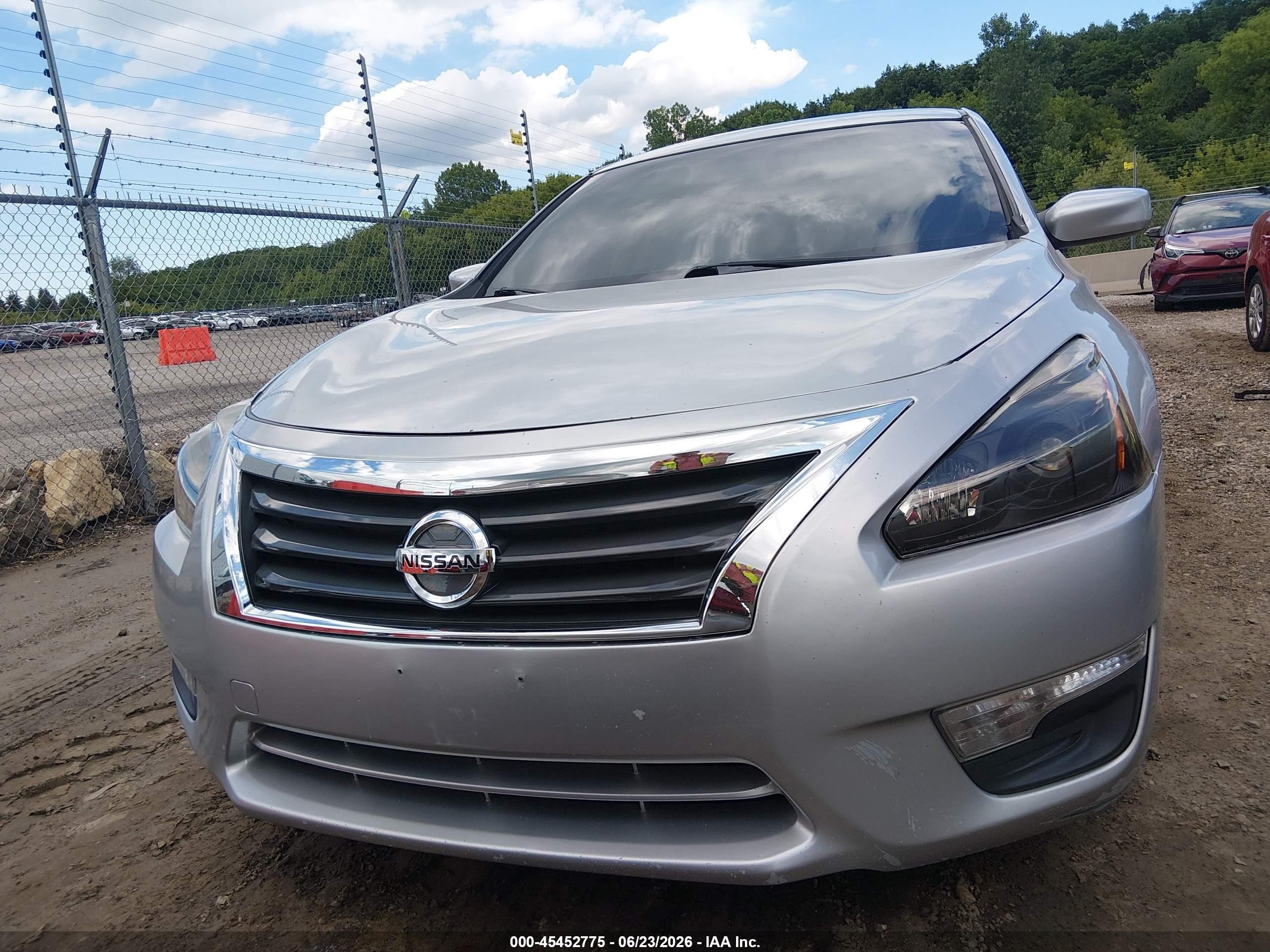 2013 Nissan Altima 2.5 S Серебряный vin: 1N4AL3AP8DC177401