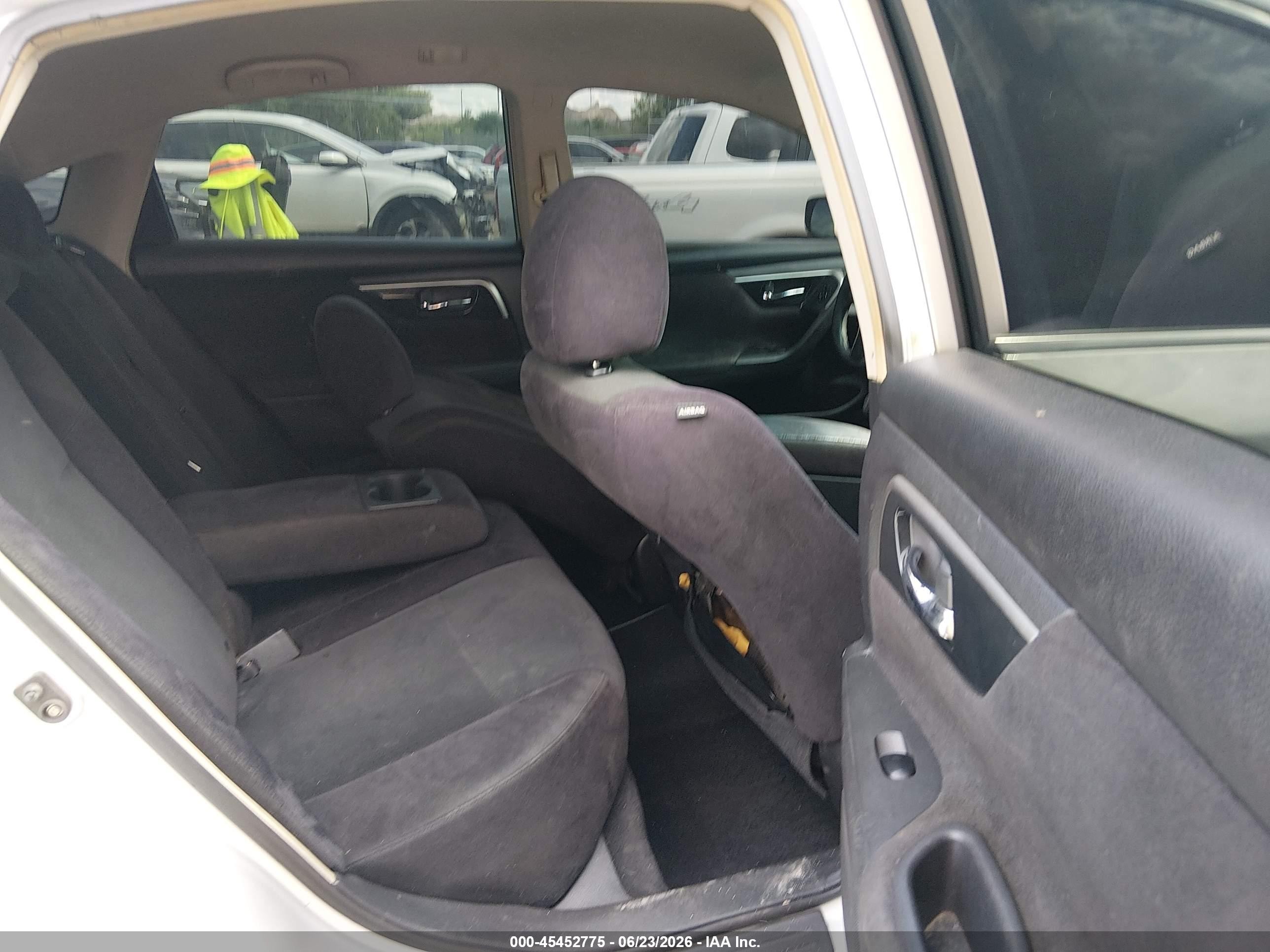 2013 Nissan Altima 2.5 S Серебряный vin: 1N4AL3AP8DC177401