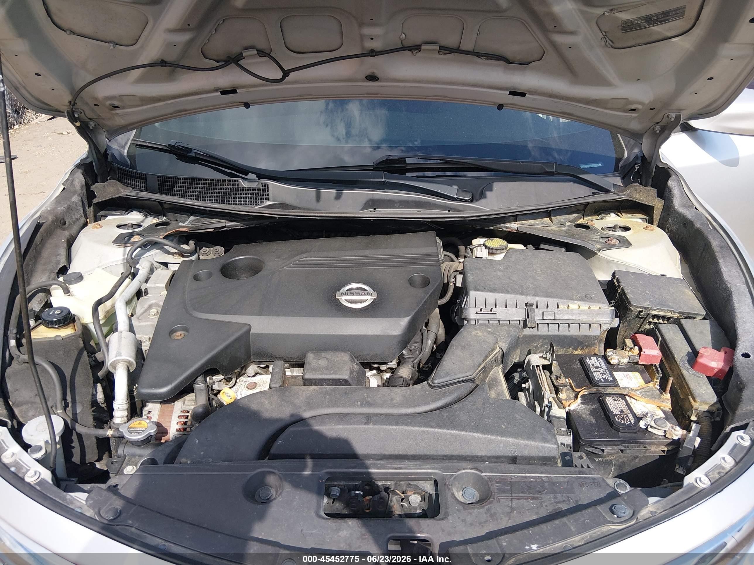 2013 Nissan Altima 2.5 S Серебряный vin: 1N4AL3AP8DC177401
