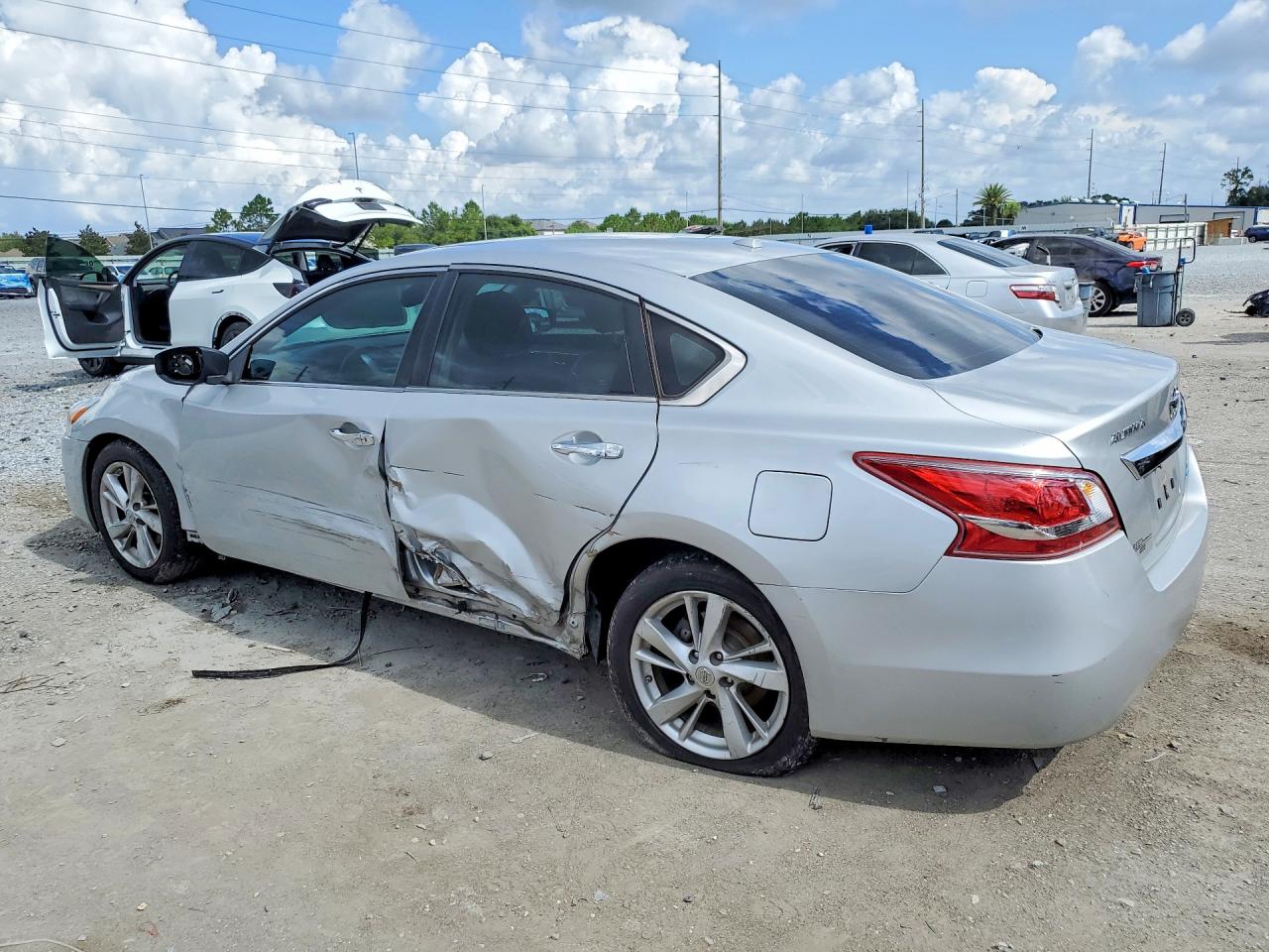 2013 Nissan Altima 2.5 Silver vin: 1N4AL3AP8DC183912