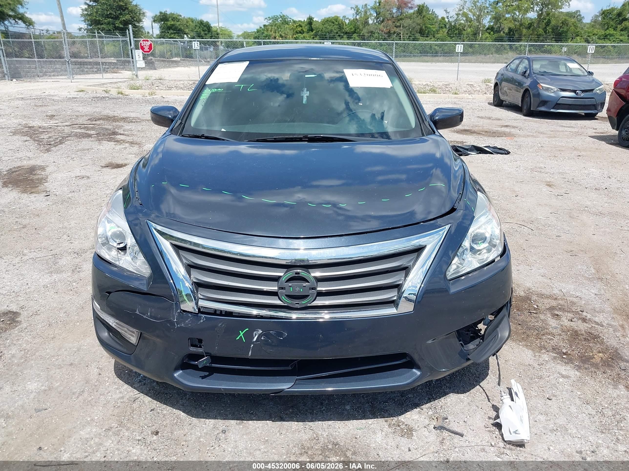 2013 Nissan Altima 2.5 S Gray vin: 1N4AL3AP8DC216763