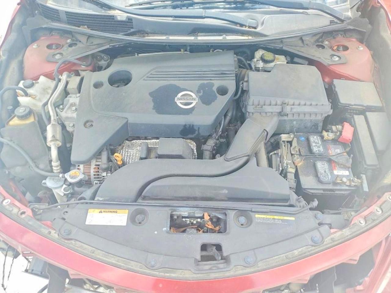 2013 Nissan Altima 2.5 Red vin: 1N4AL3AP8DC225334