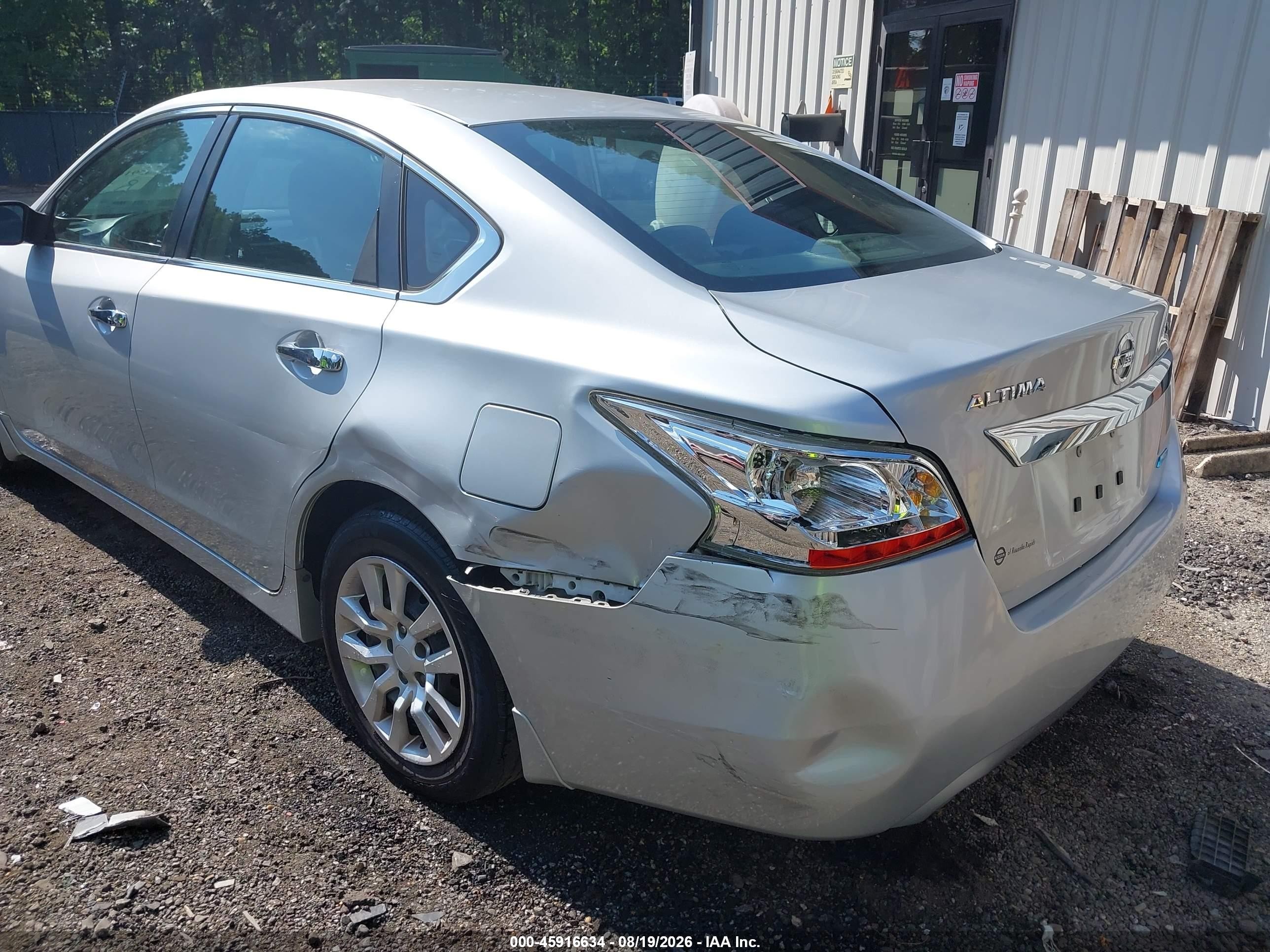 2013 Nissan Altima 2.5 S Silver vin: 1N4AL3AP8DC240660