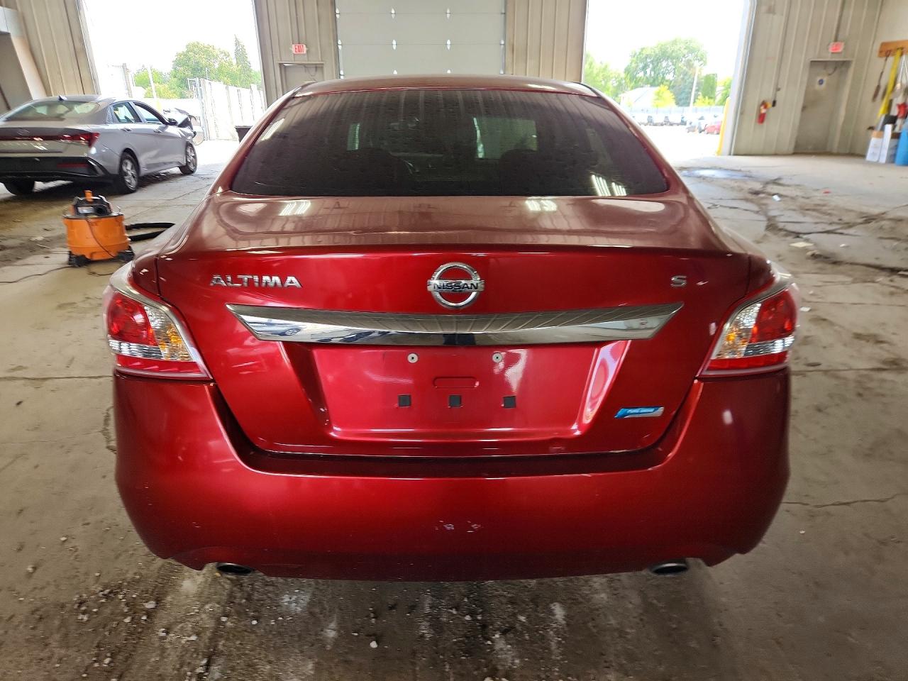 2013 Nissan Altima 2.5 Красный vin: 1N4AL3AP8DC245647