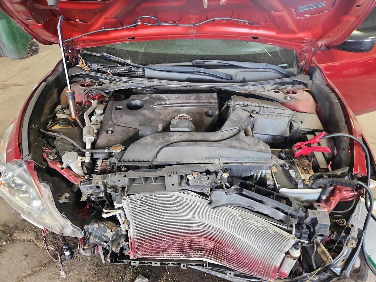 2013 Nissan Altima 2.5 Красный vin: 1N4AL3AP8DC245647