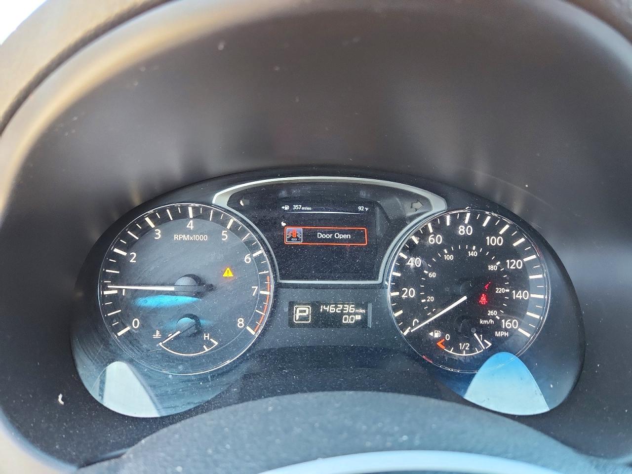 2013 Nissan Altima 2.5 Red vin: 1N4AL3AP8DC249178
