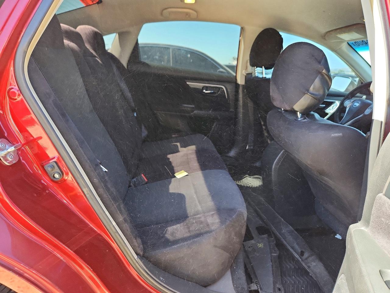 2013 Nissan Altima 2.5 Red vin: 1N4AL3AP8DC249178