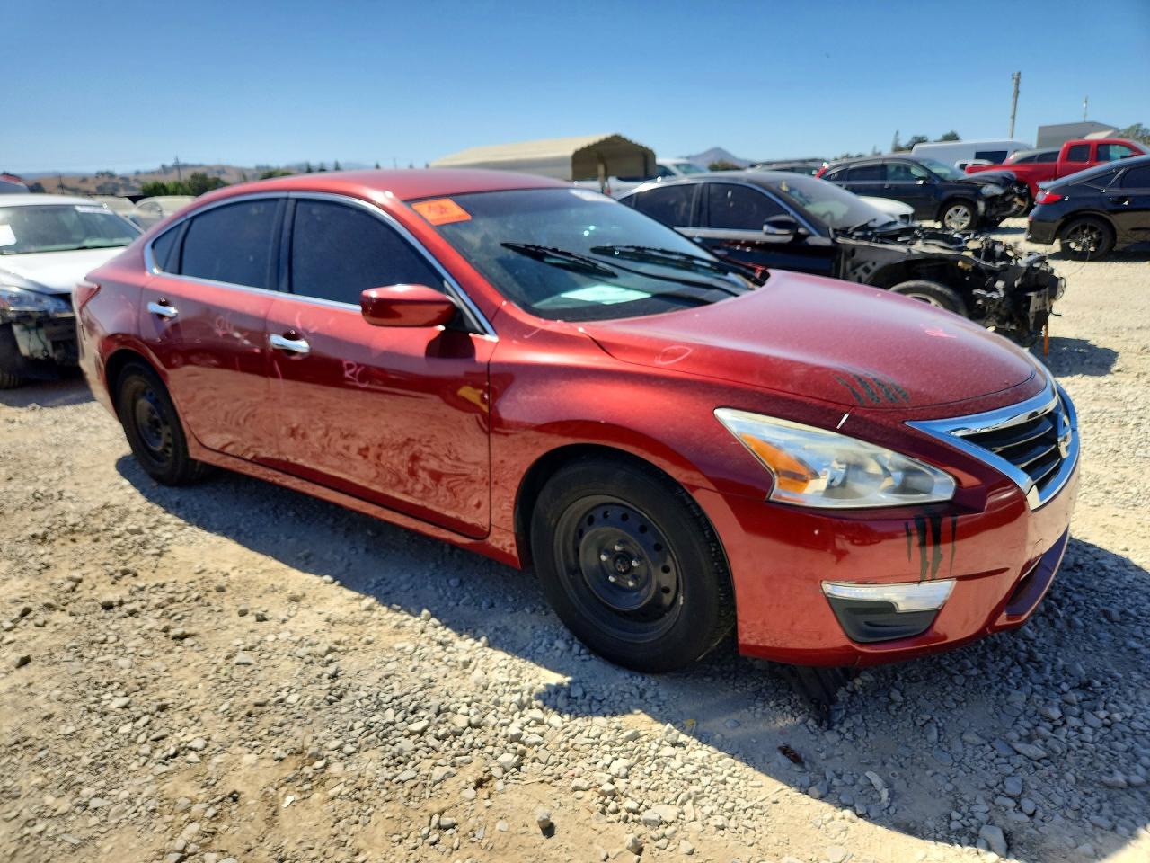 2013 Nissan Altima 2.5 Red vin: 1N4AL3AP8DC249178
