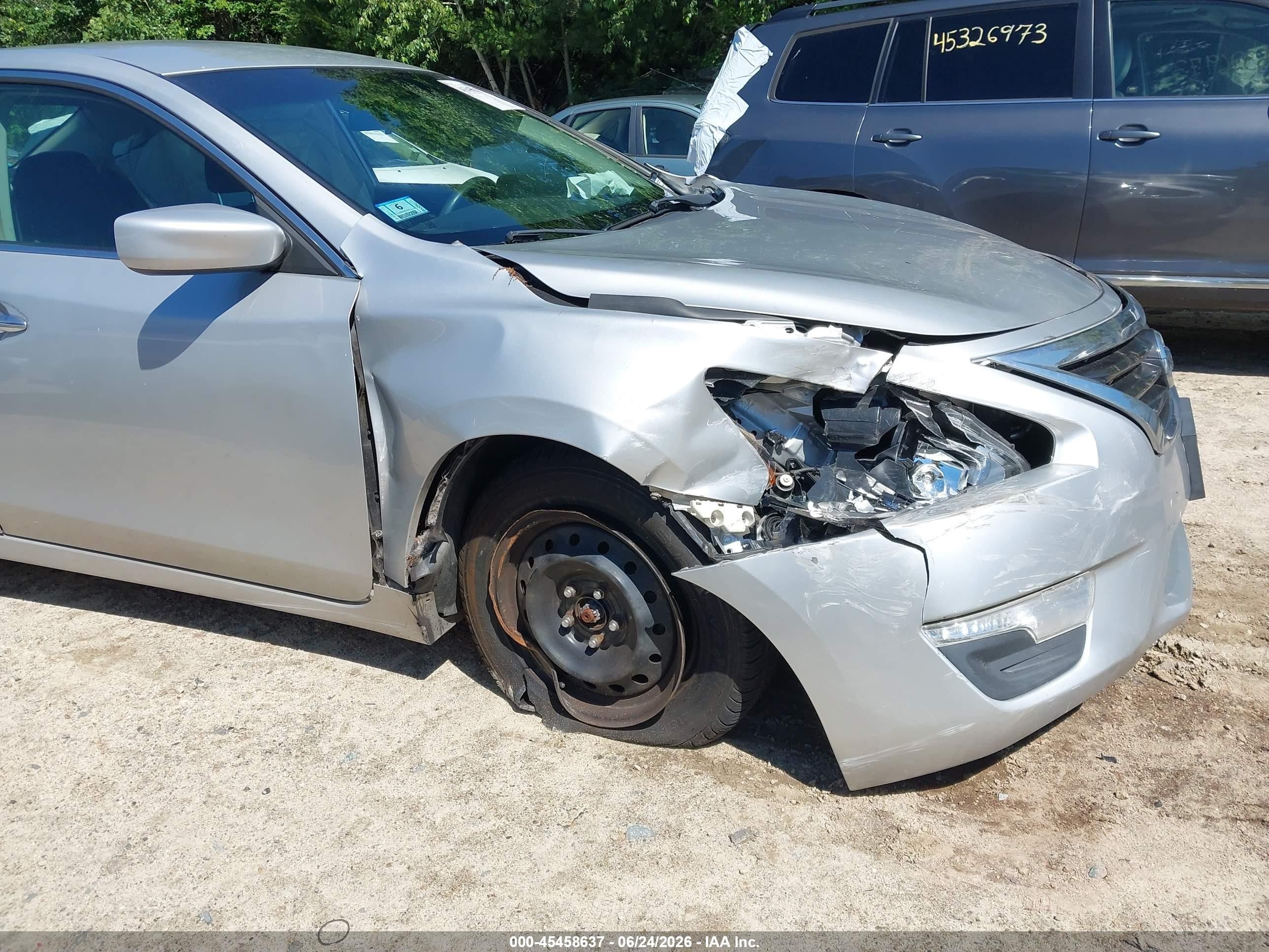 2013 Nissan Altima 2.5 S Silver vin: 1N4AL3AP8DC271018