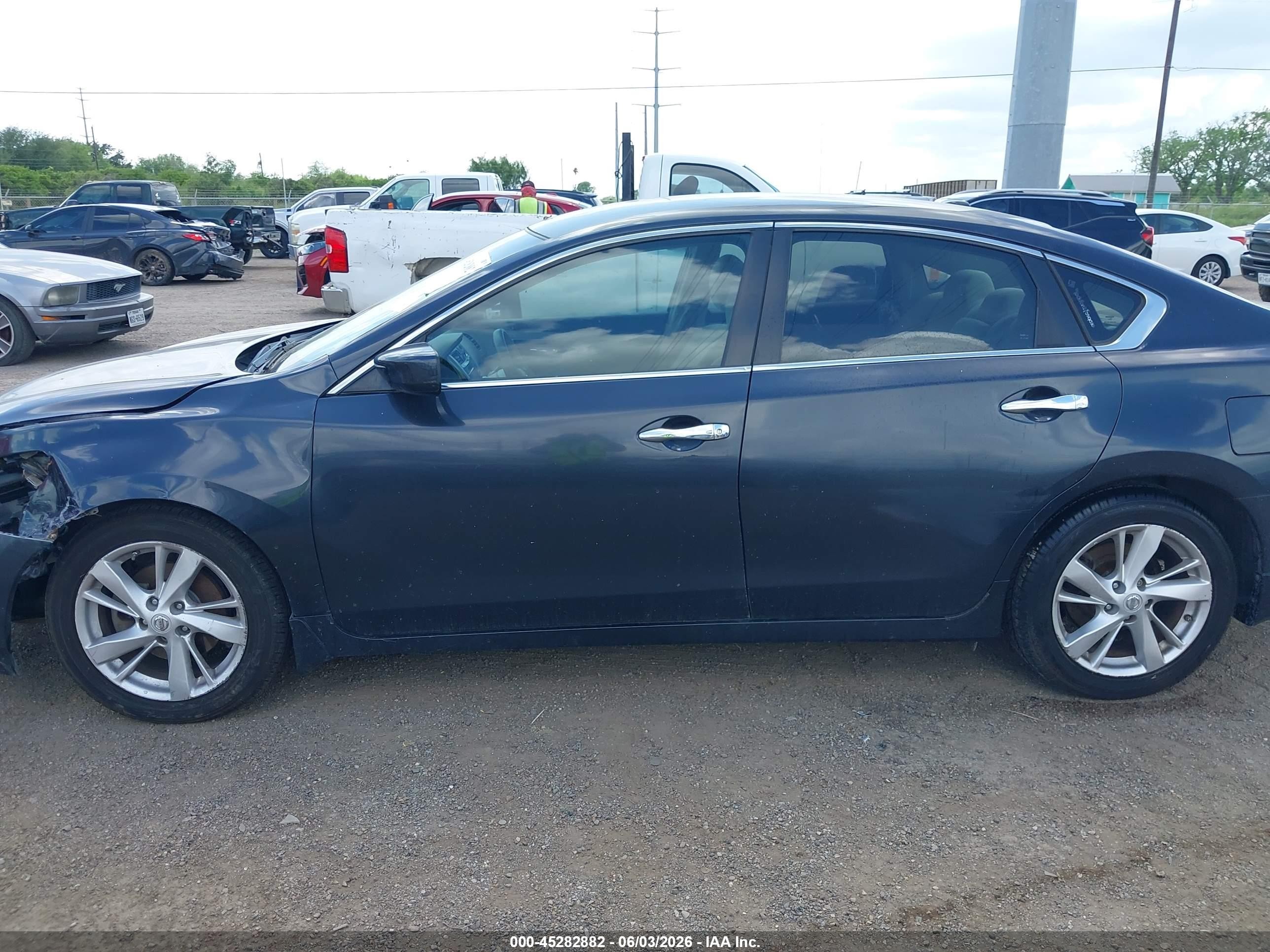 2013 Nissan Altima 2.5 Sv Gray vin: 1N4AL3AP8DC285260