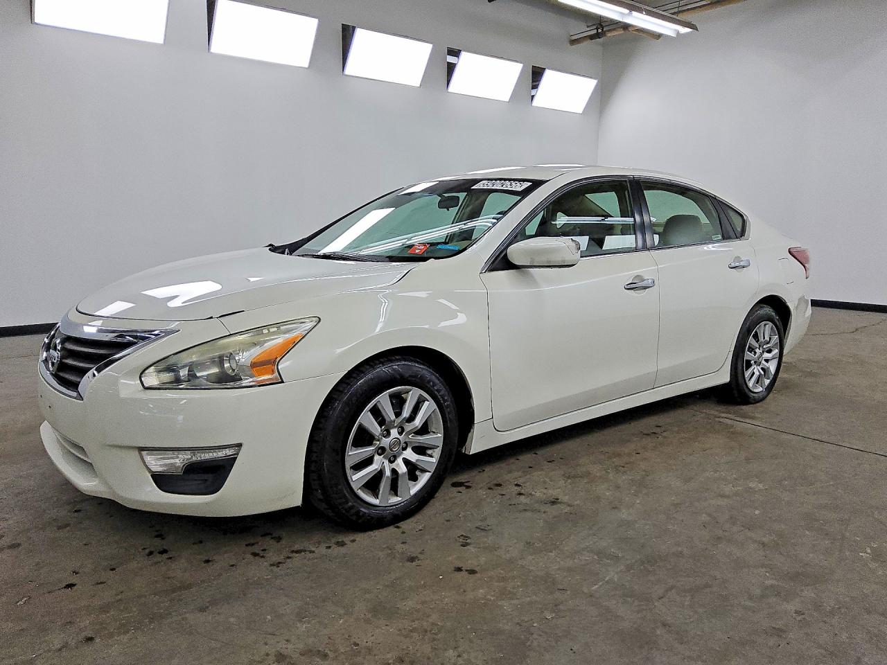 2013 Nissan Altima 2.5 White vin: 1N4AL3AP8DC289857