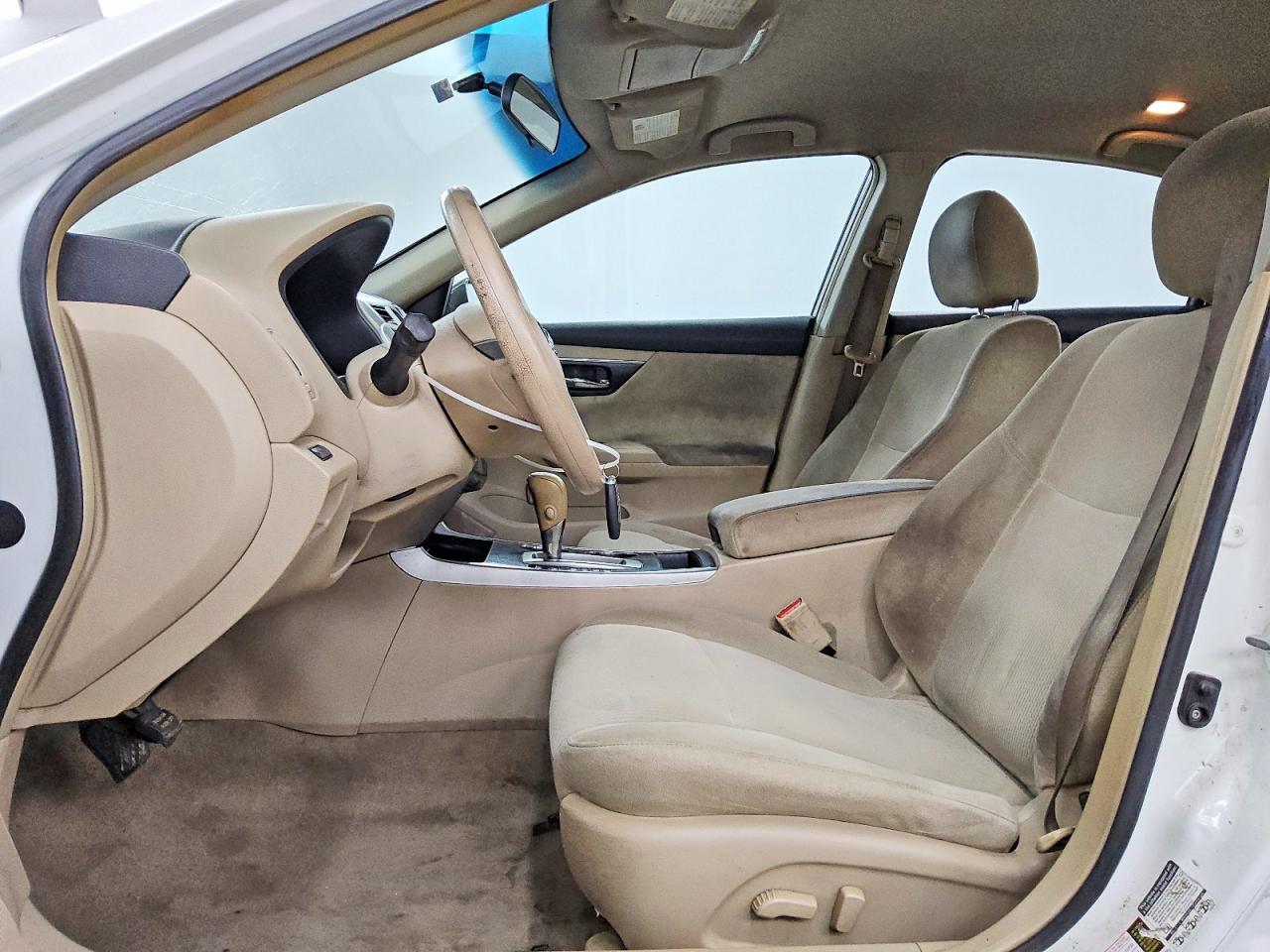 2013 Nissan Altima 2.5 White vin: 1N4AL3AP8DC289857