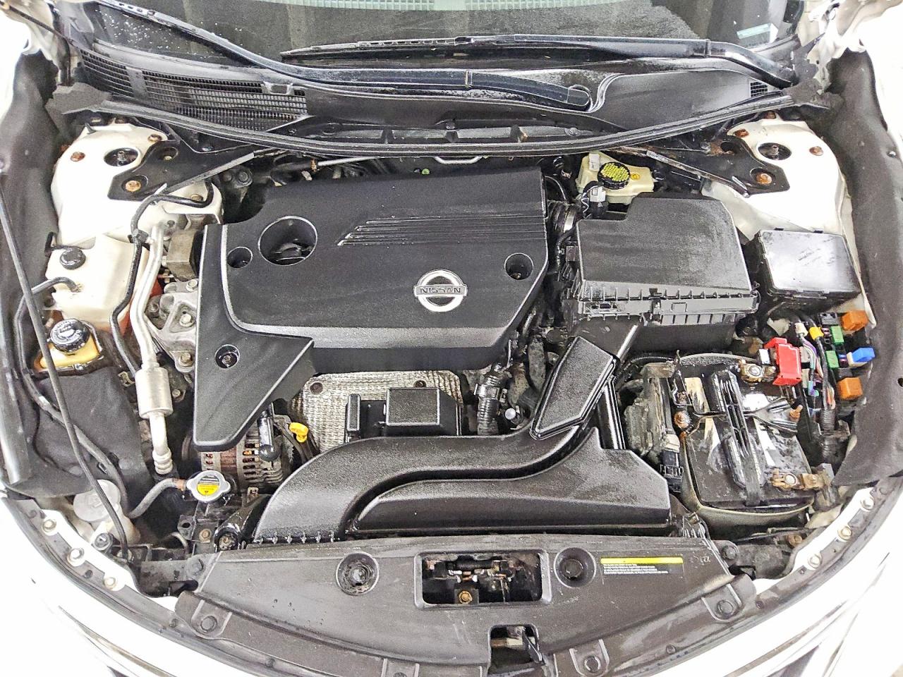 2013 Nissan Altima 2.5 White vin: 1N4AL3AP8DC289857