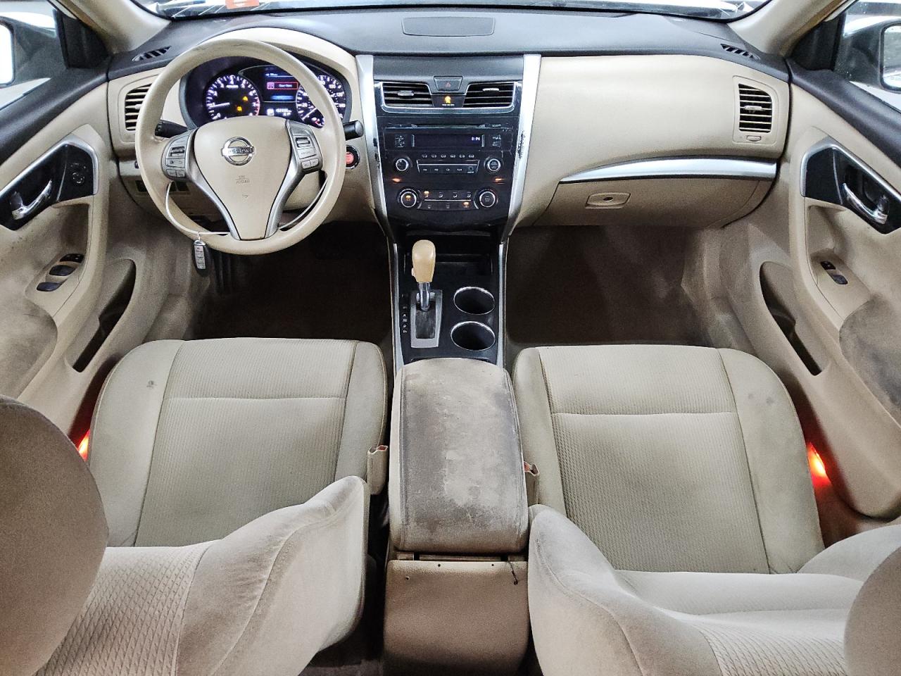 2013 Nissan Altima 2.5 White vin: 1N4AL3AP8DC289857 Damage: Left Front Door Panel, Stained, Permanent