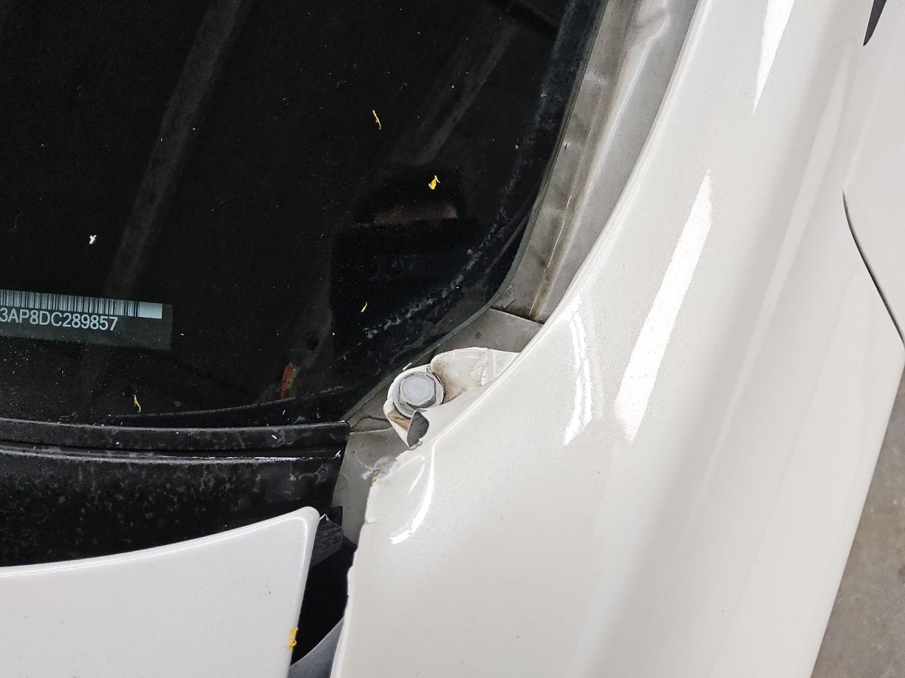 2013 Nissan Altima 2.5 White vin: 1N4AL3AP8DC289857 Damage: Left Front Fender, Previous Repair, Buffable
