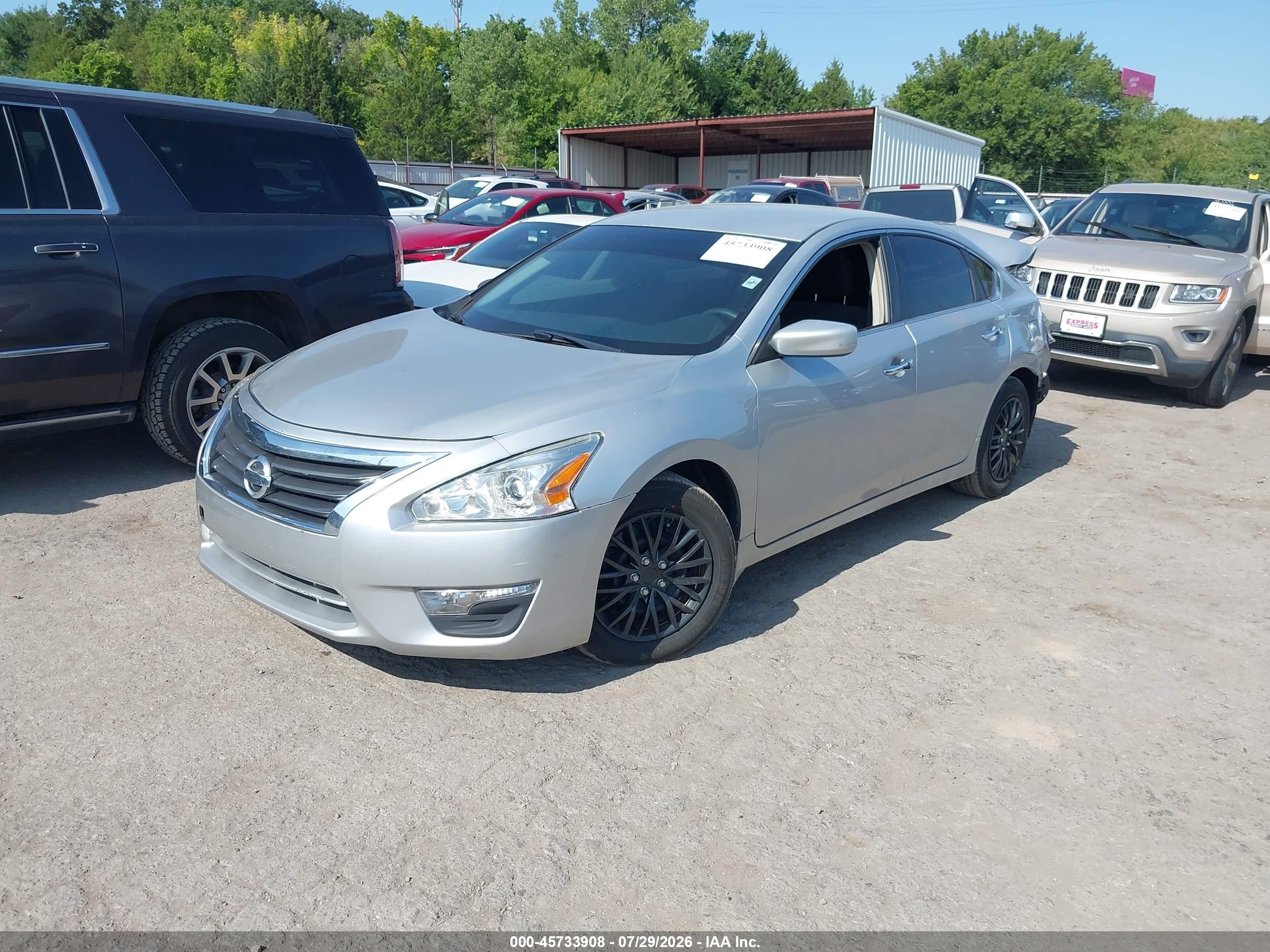 2013 Nissan Altima 2.5 S Silver vin: 1N4AL3AP8DC901894