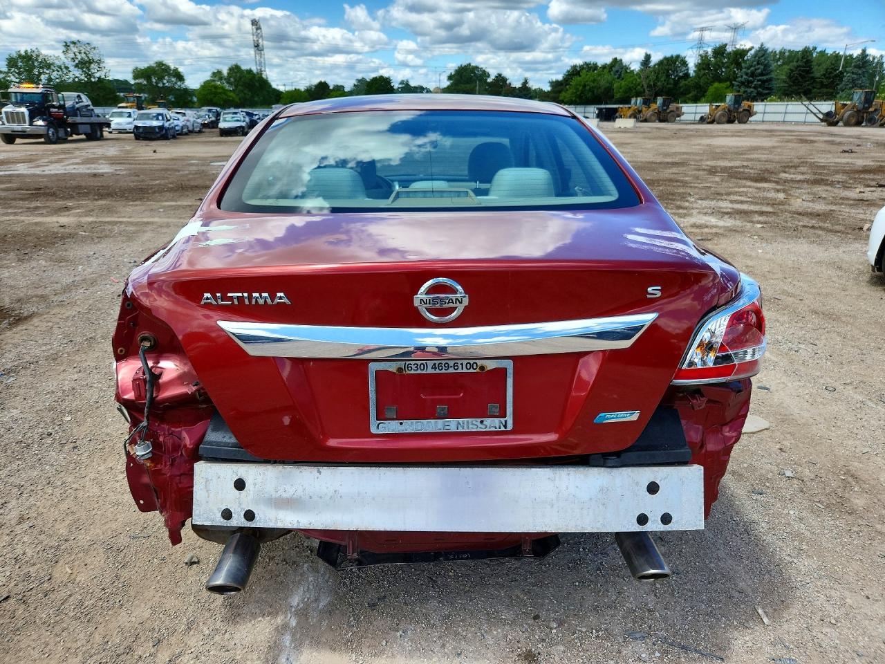 2013 Nissan Altima 2.5 Red vin: 1N4AL3AP8DC906142