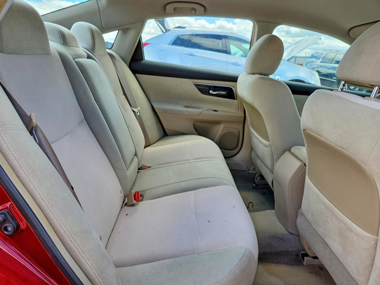 2013 Nissan Altima 2.5 Red vin: 1N4AL3AP8DC906142