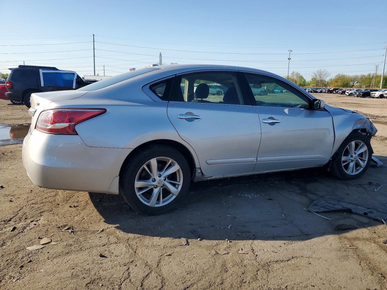 2013 Nissan Altima 2.5 Серебряный vin: 1N4AL3AP8DC907887