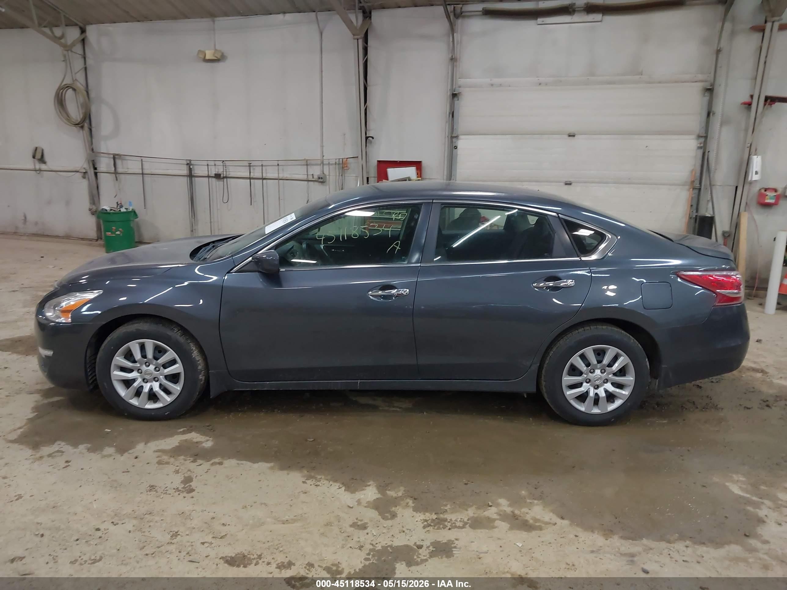 2013 Nissan Altima 2.5 S Gray vin: 1N4AL3AP8DC921742