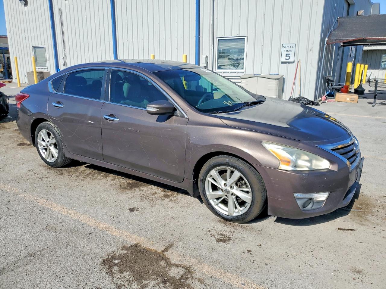 2013 Nissan Altima 2.5 Brown vin: 1N4AL3AP8DN415168