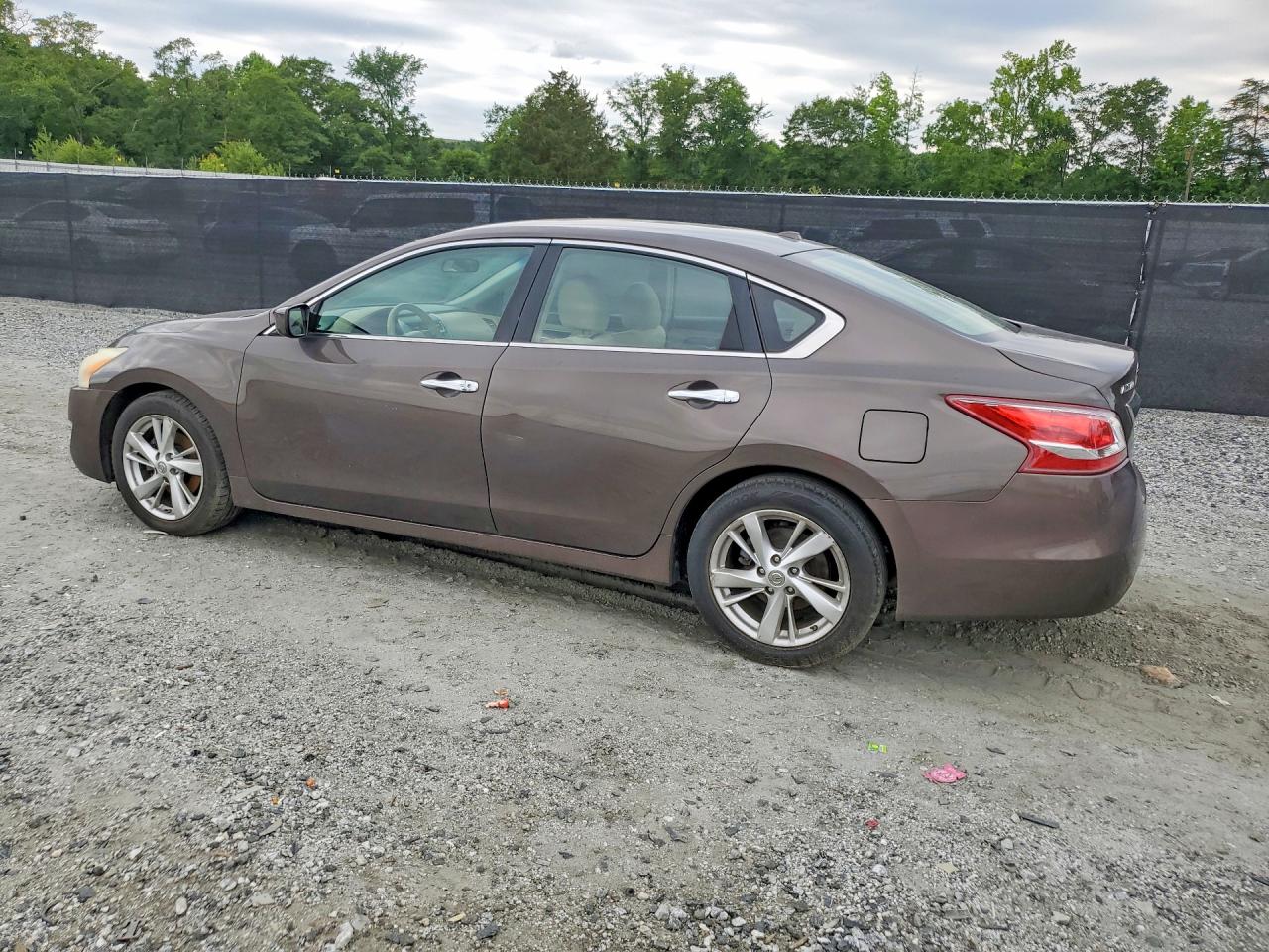 2013 Nissan Altima 2.5 Brown vin: 1N4AL3AP8DN425926