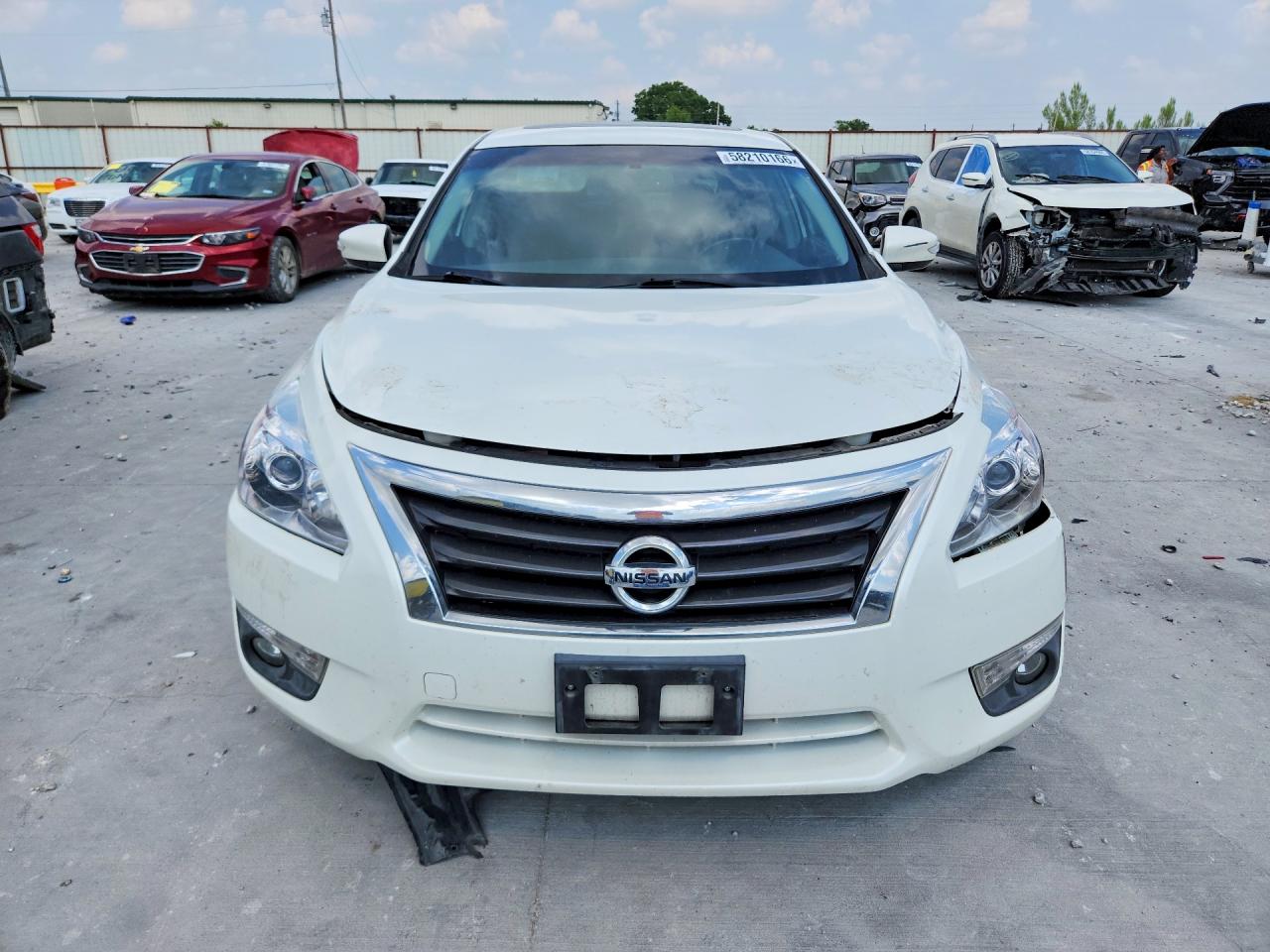 2013 Nissan Altima 2.5 Белый vin: 1N4AL3AP8DN438949