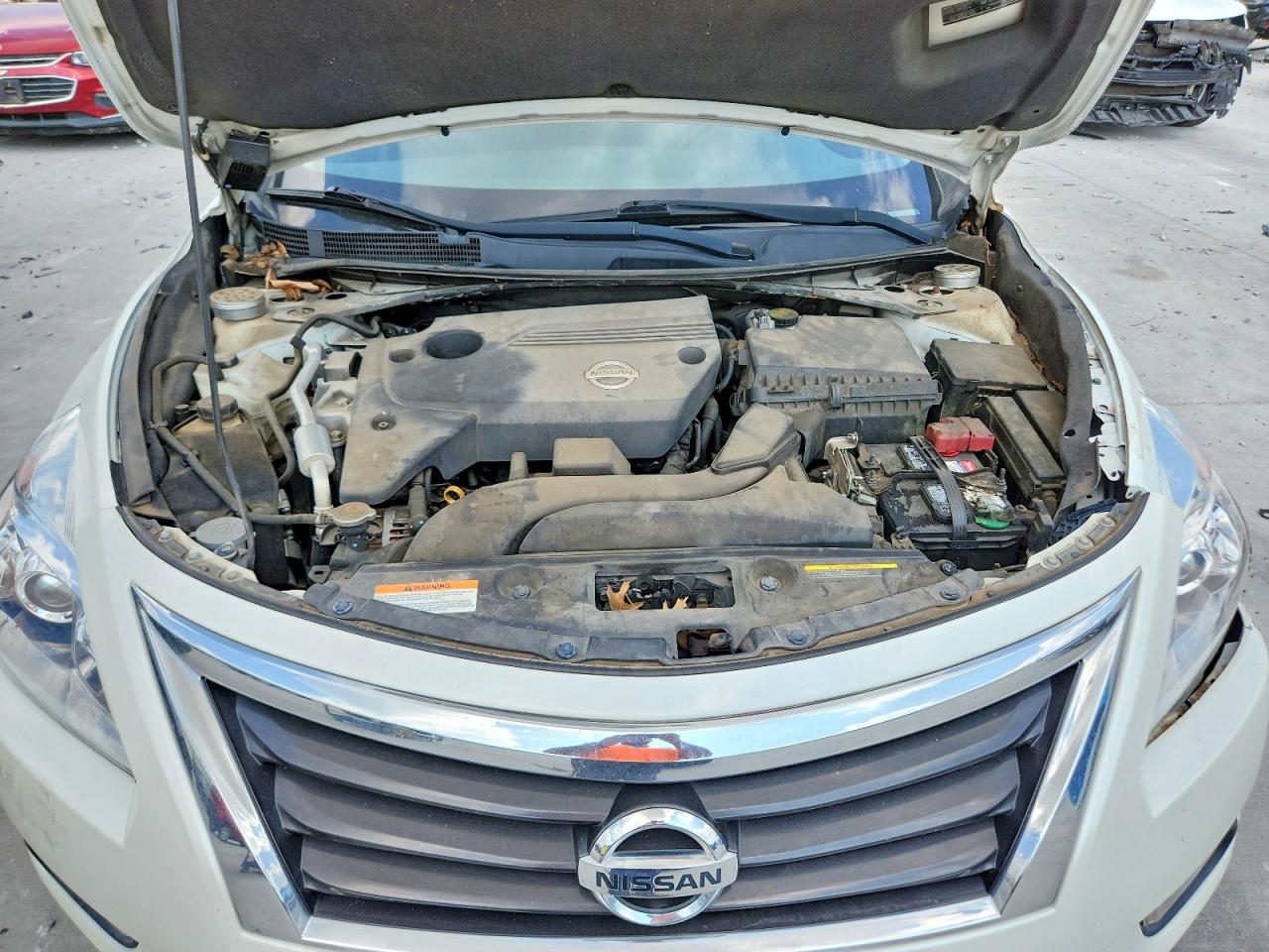 2013 Nissan Altima 2.5 Белый vin: 1N4AL3AP8DN438949