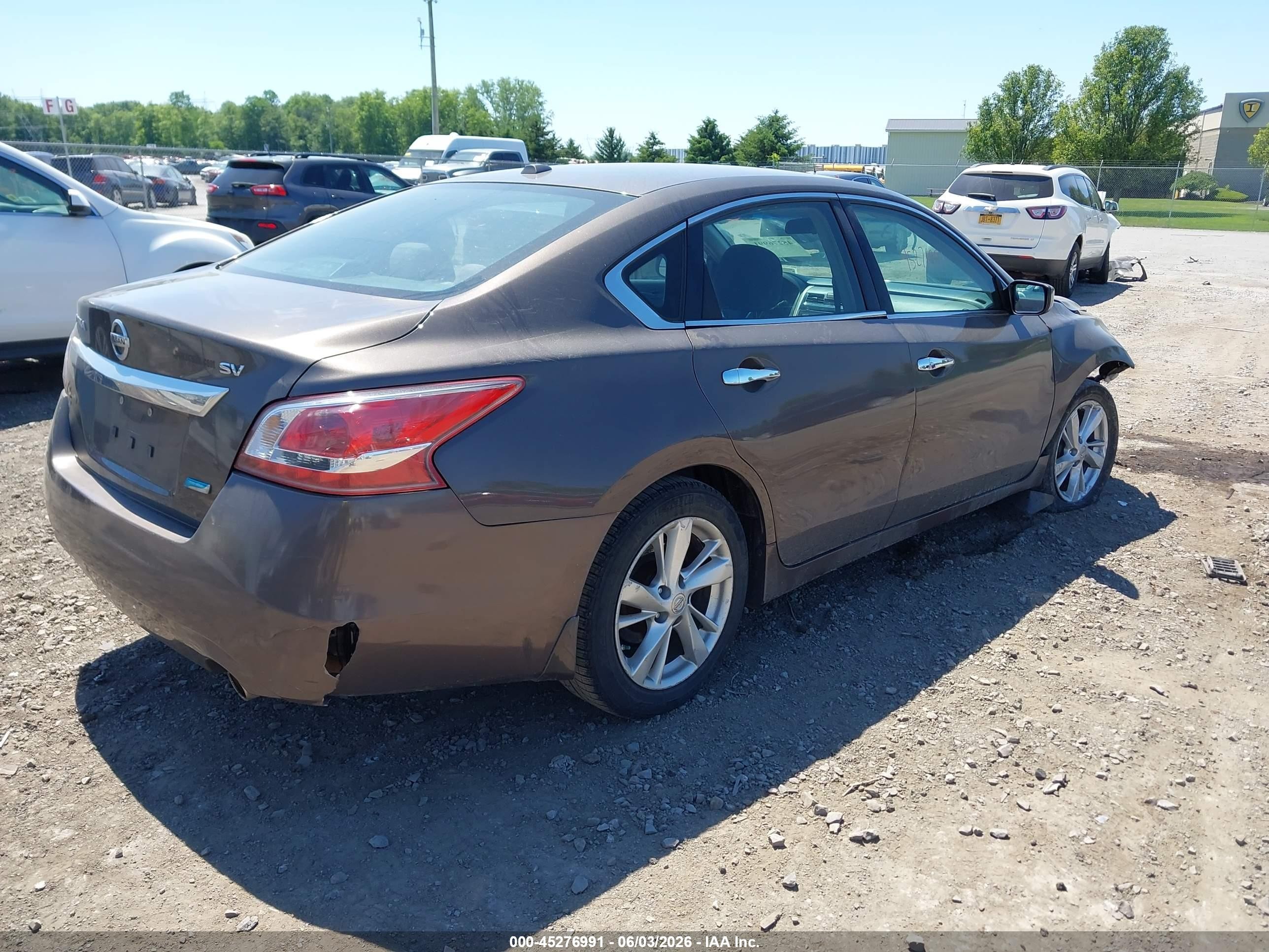 2013 Nissan Altima 2.5 Sv Brown vin: 1N4AL3AP8DN440605