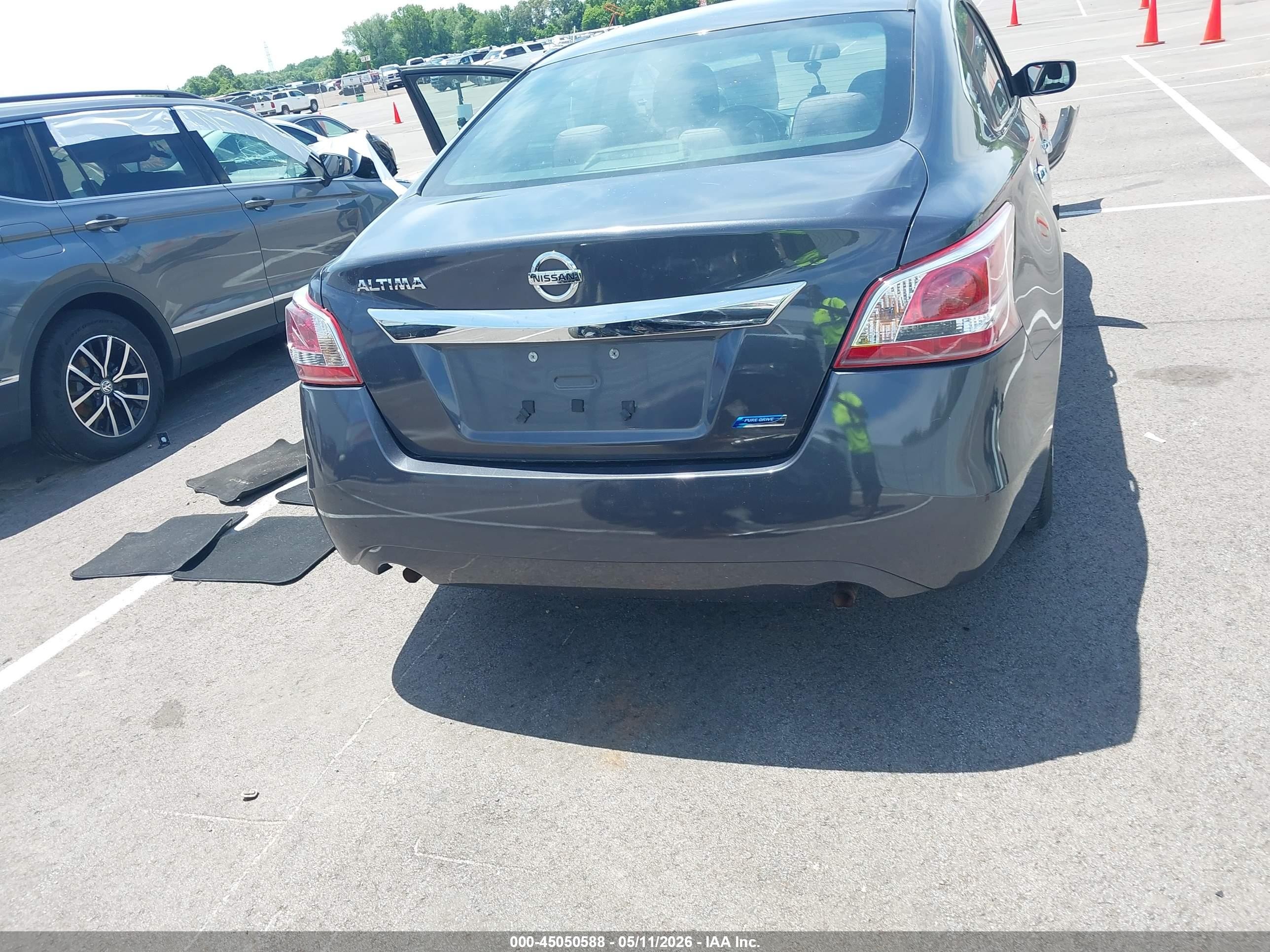 2013 Nissan Altima 2.5 Black vin: 1N4AL3AP8DN444721