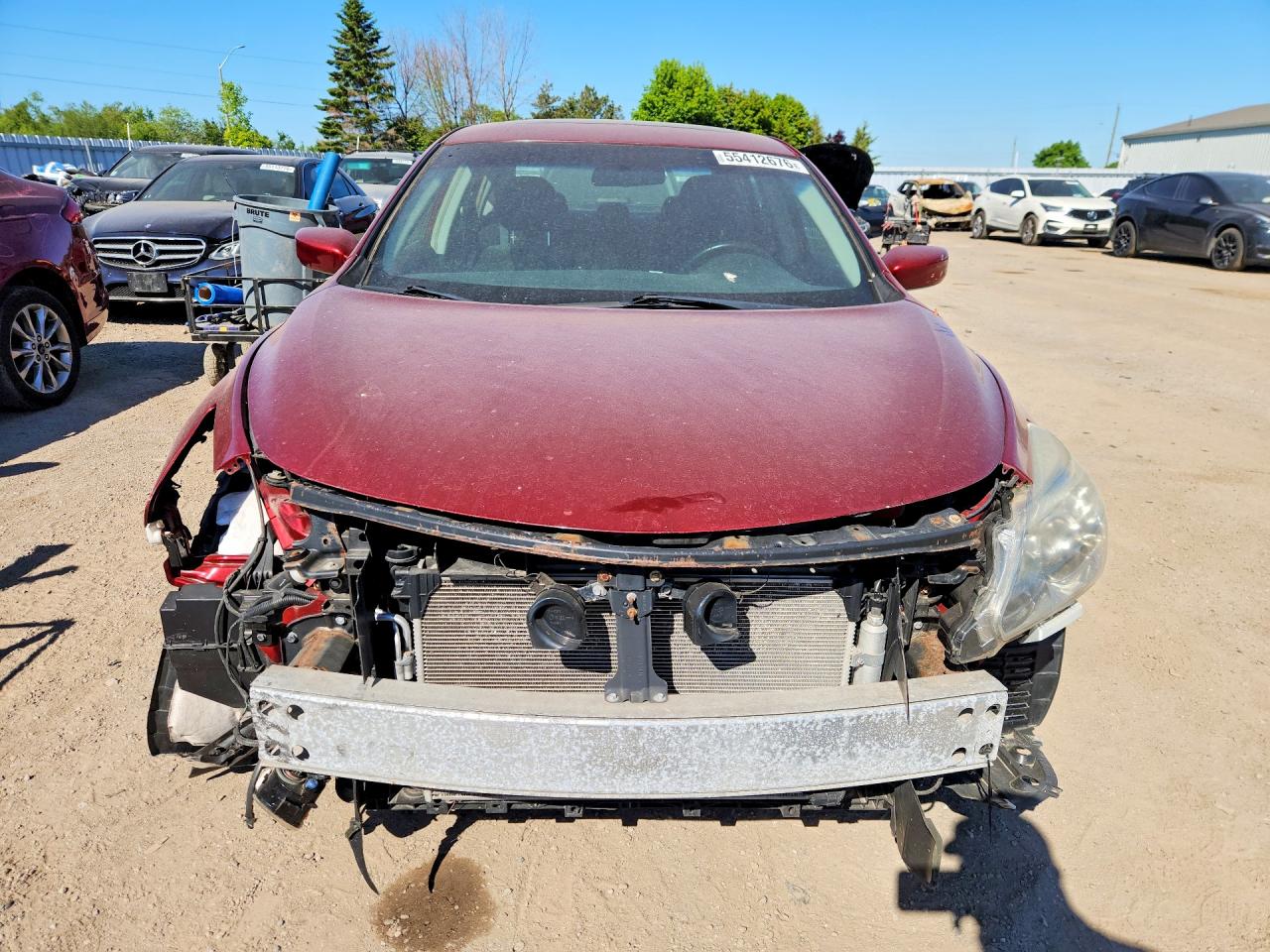 2013 Nissan Altima 2.5 Red vin: 1N4AL3AP8DN519322