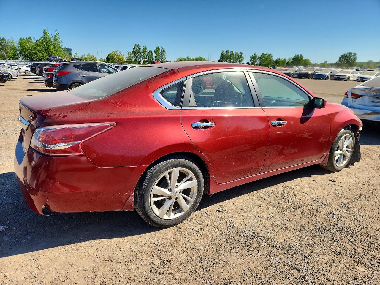 2013 Nissan Altima 2.5 Red vin: 1N4AL3AP8DN519322