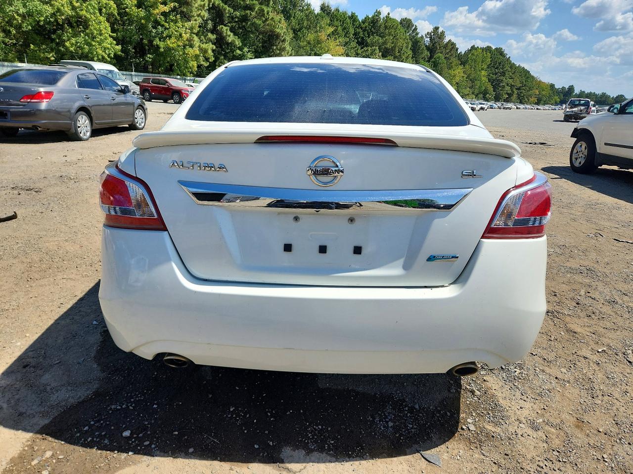 2013 Nissan Altima 2.5 White vin: 1N4AL3AP8DN574630