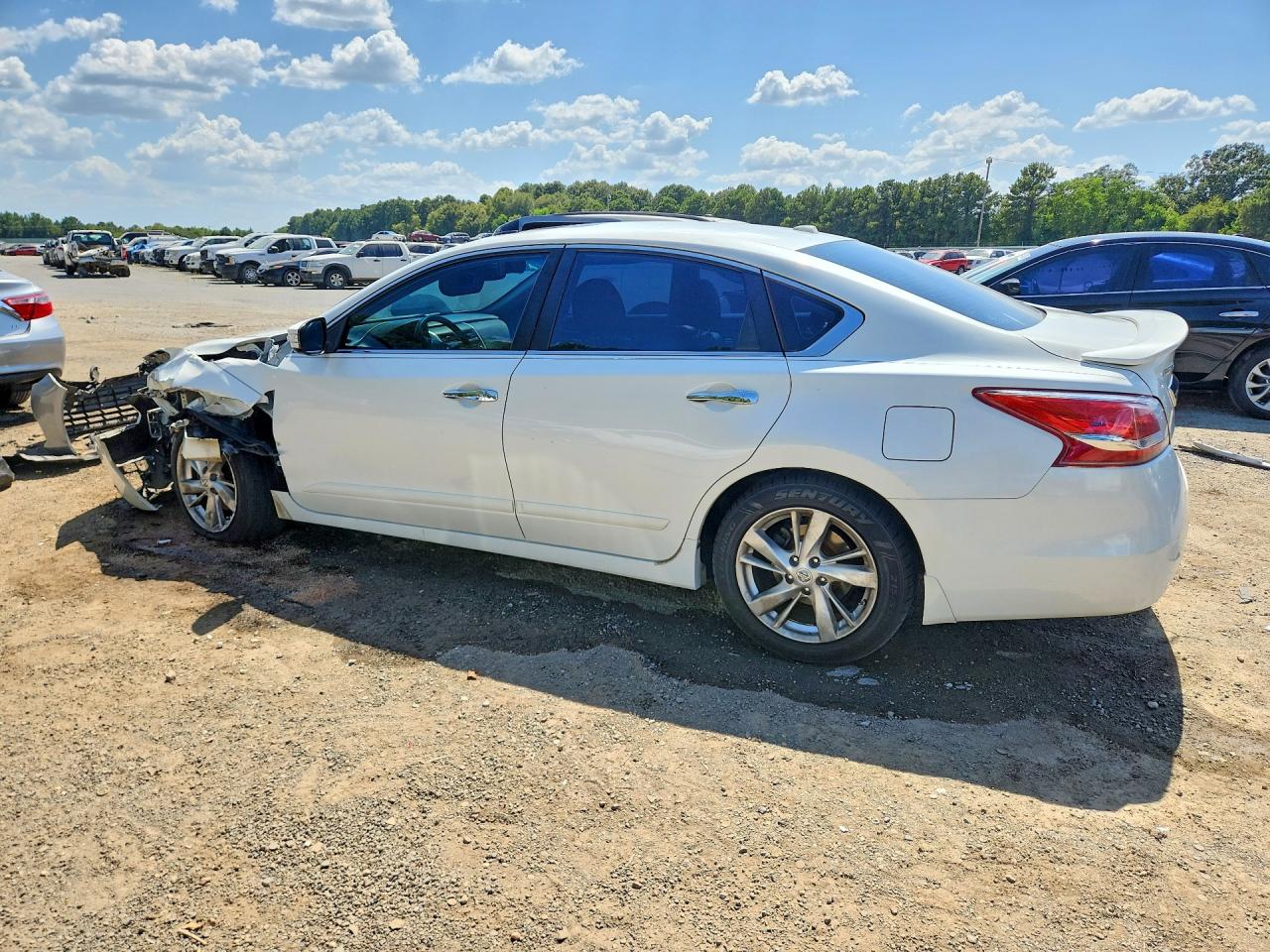 2013 Nissan Altima 2.5 White vin: 1N4AL3AP8DN574630