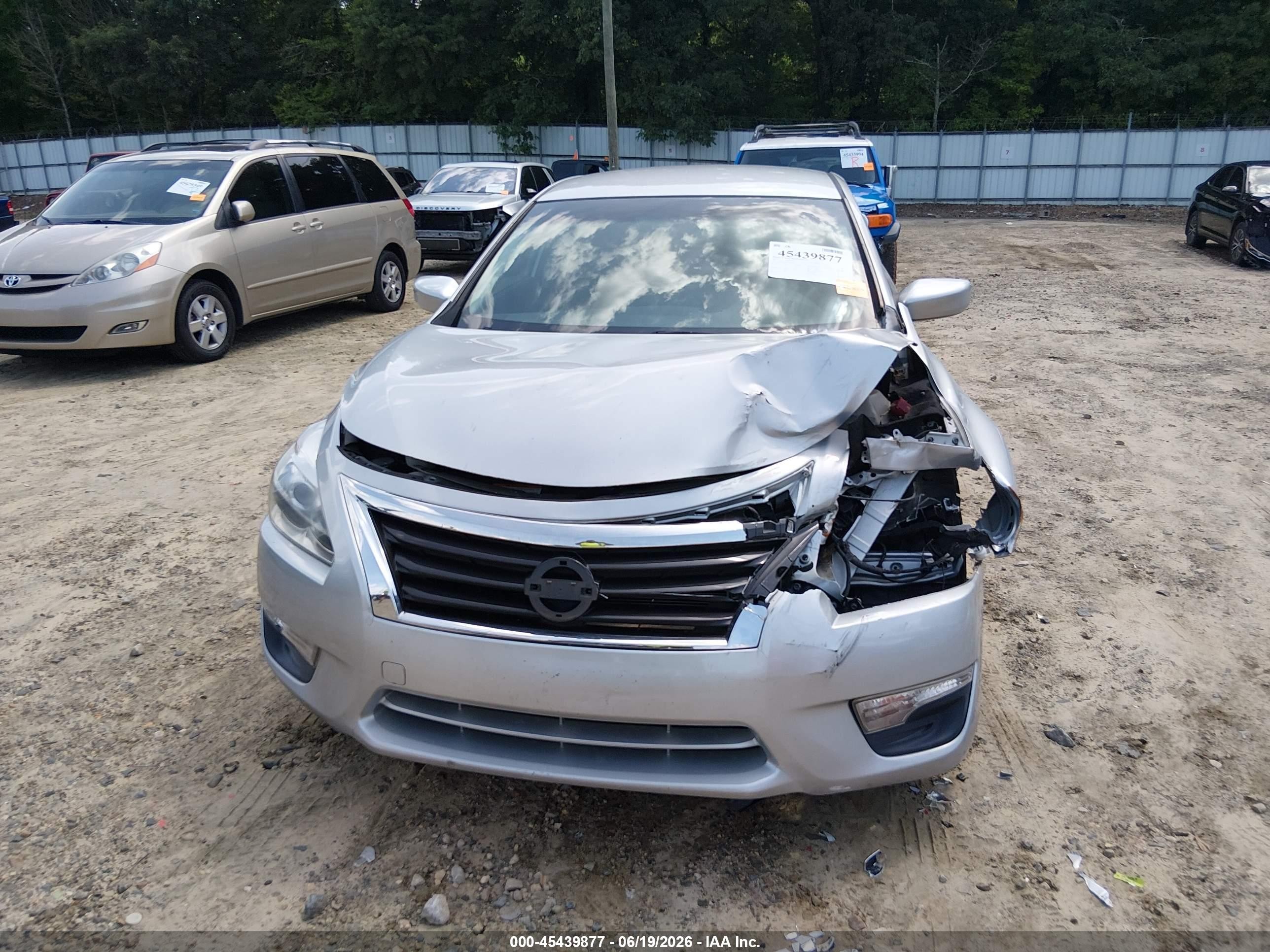 2014 Nissan Altima 2.5 Sv Silver vin: 1N4AL3AP8EC106443