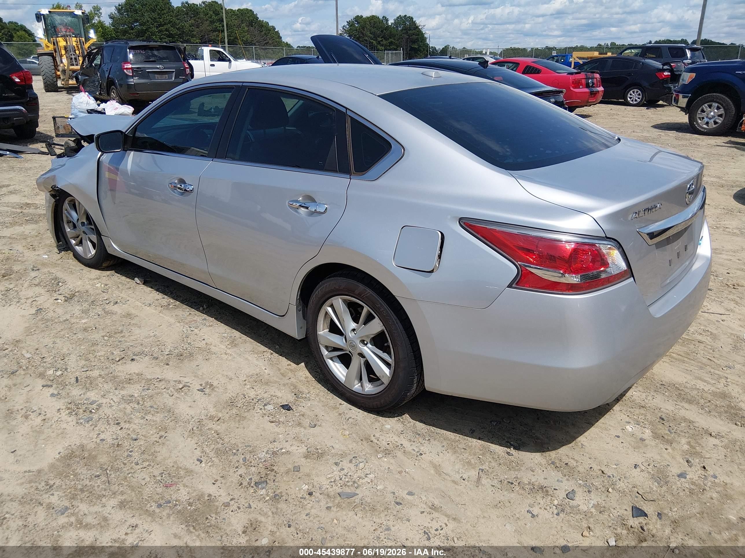 2014 Nissan Altima 2.5 Sv Silver vin: 1N4AL3AP8EC106443