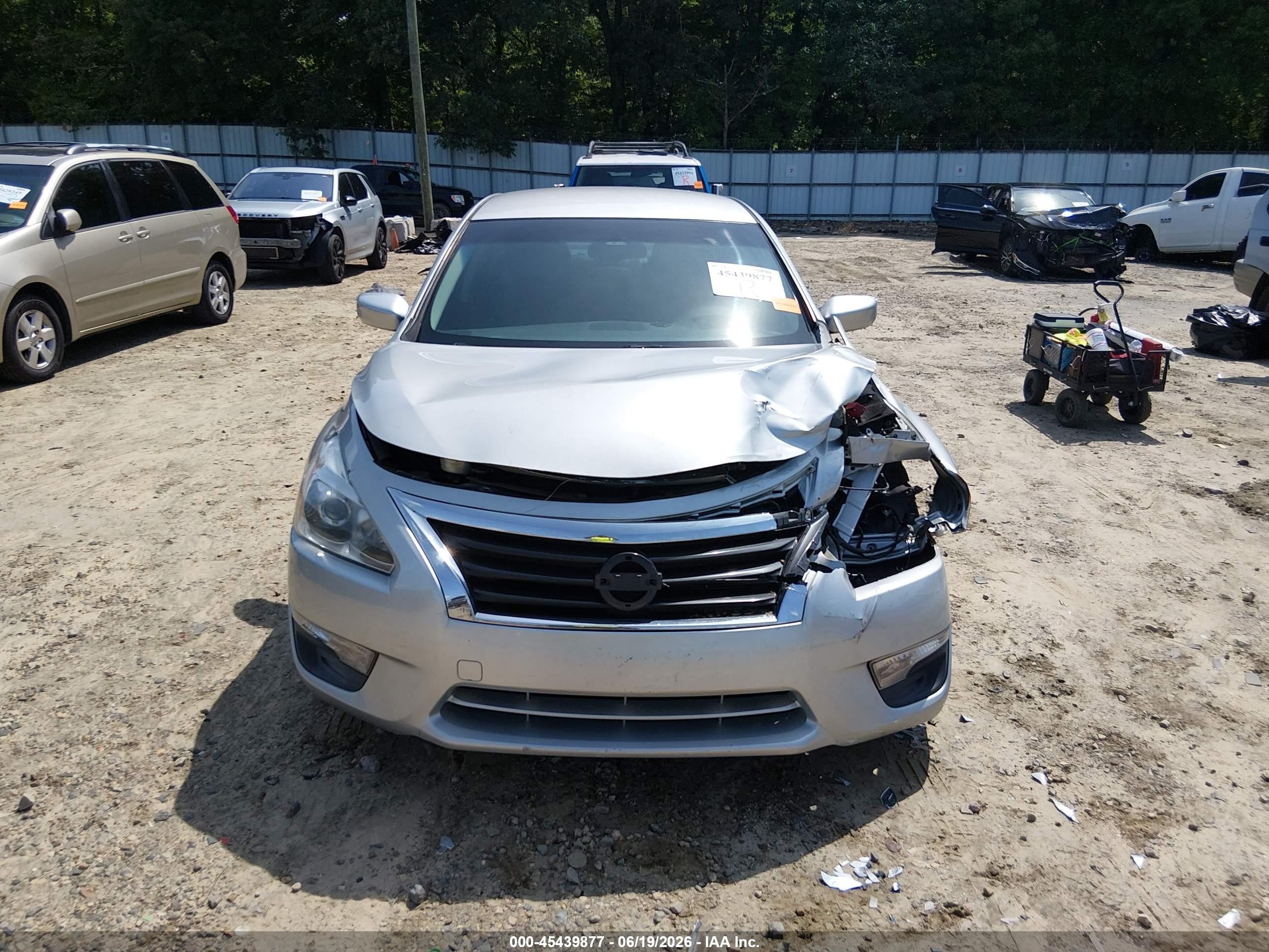2014 Nissan Altima 2.5 Sv Silver vin: 1N4AL3AP8EC106443