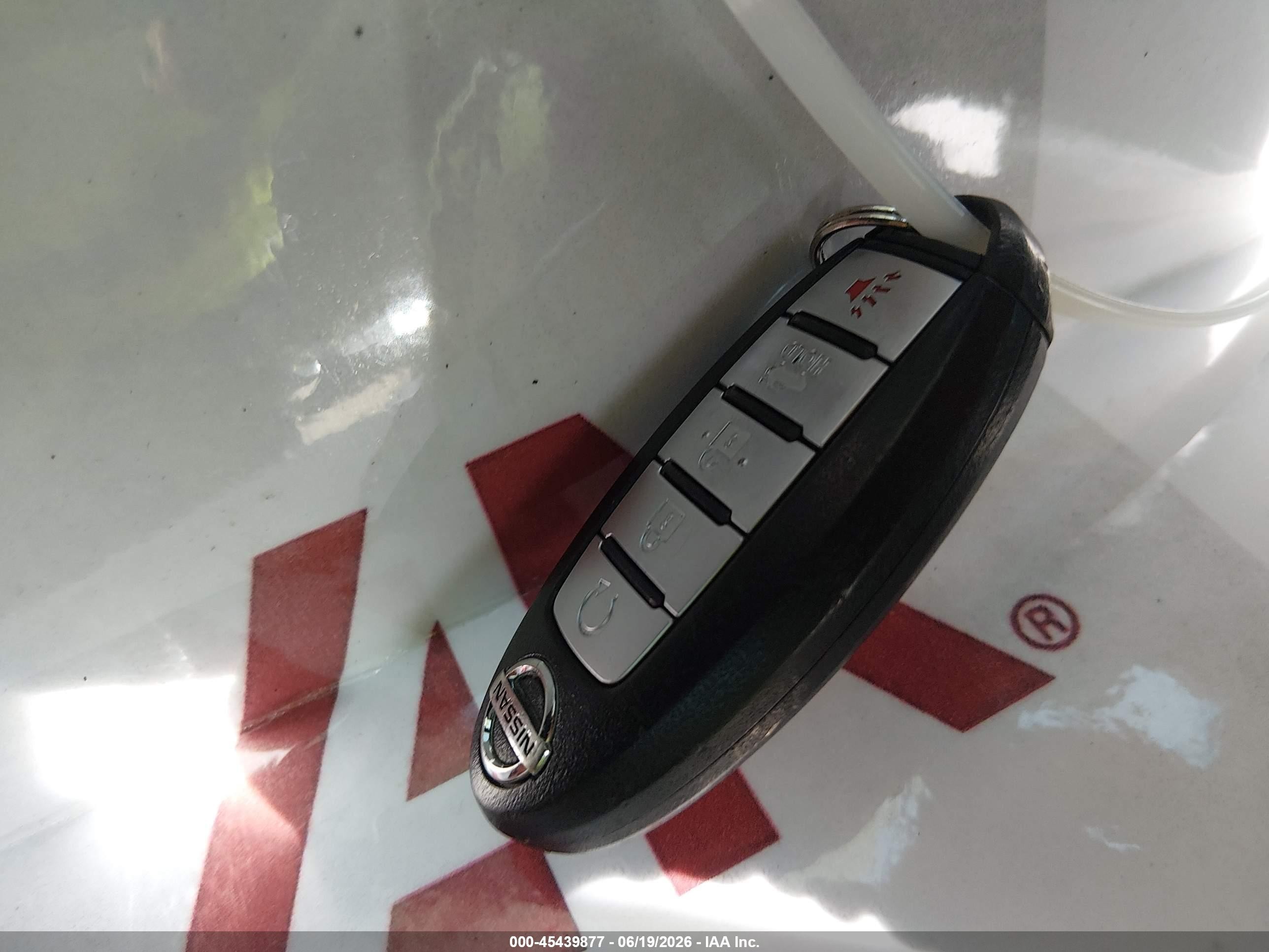 2014 Nissan Altima 2.5 Sv Silver vin: 1N4AL3AP8EC106443