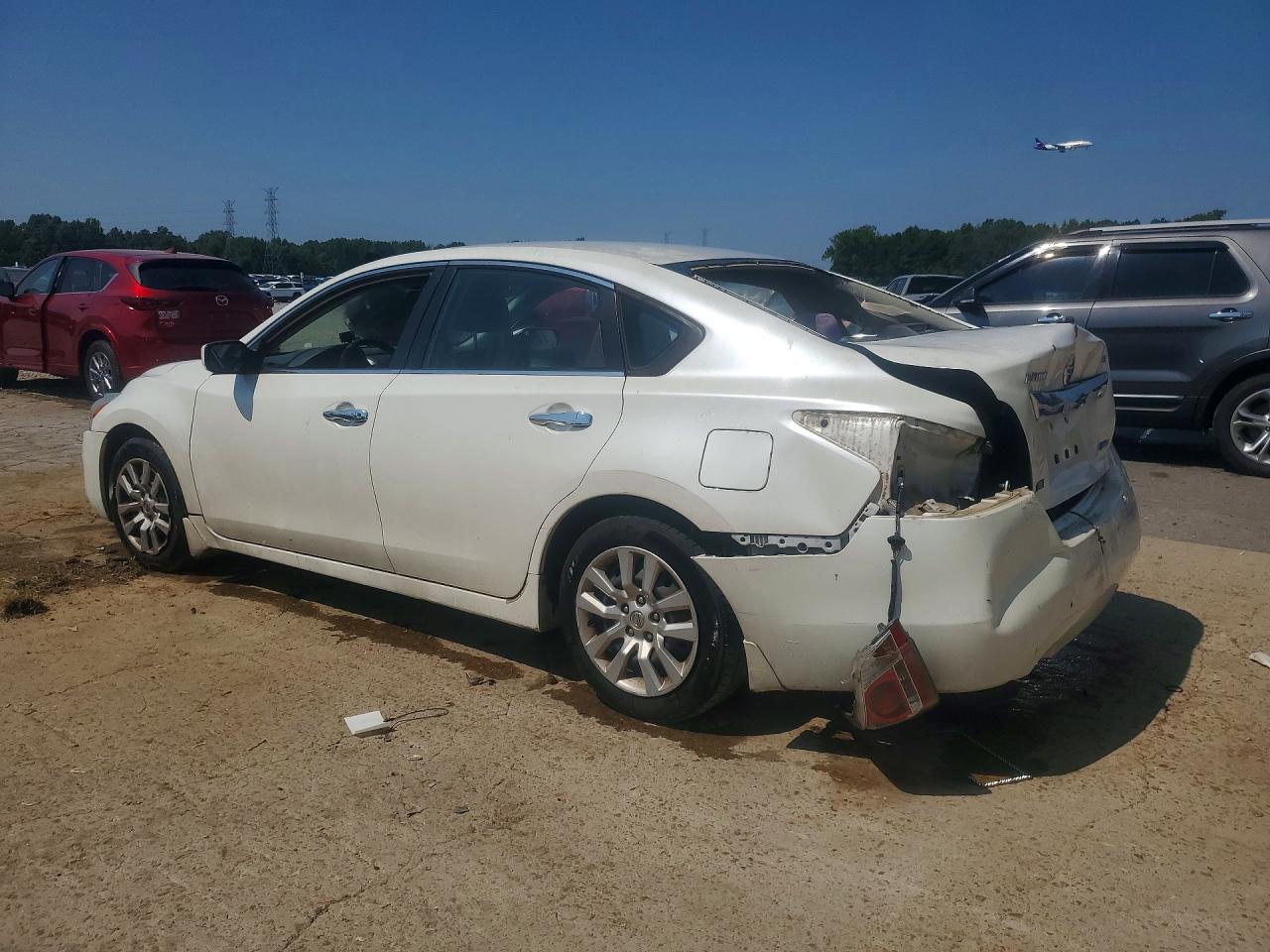 2014 Nissan Altima 2.5 White vin: 1N4AL3AP8EC122707
