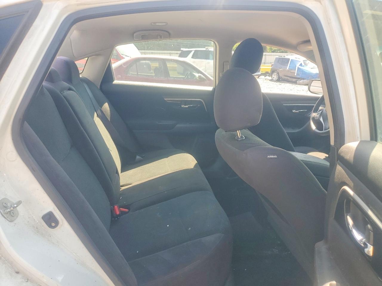2014 Nissan Altima 2.5 White vin: 1N4AL3AP8EC122707